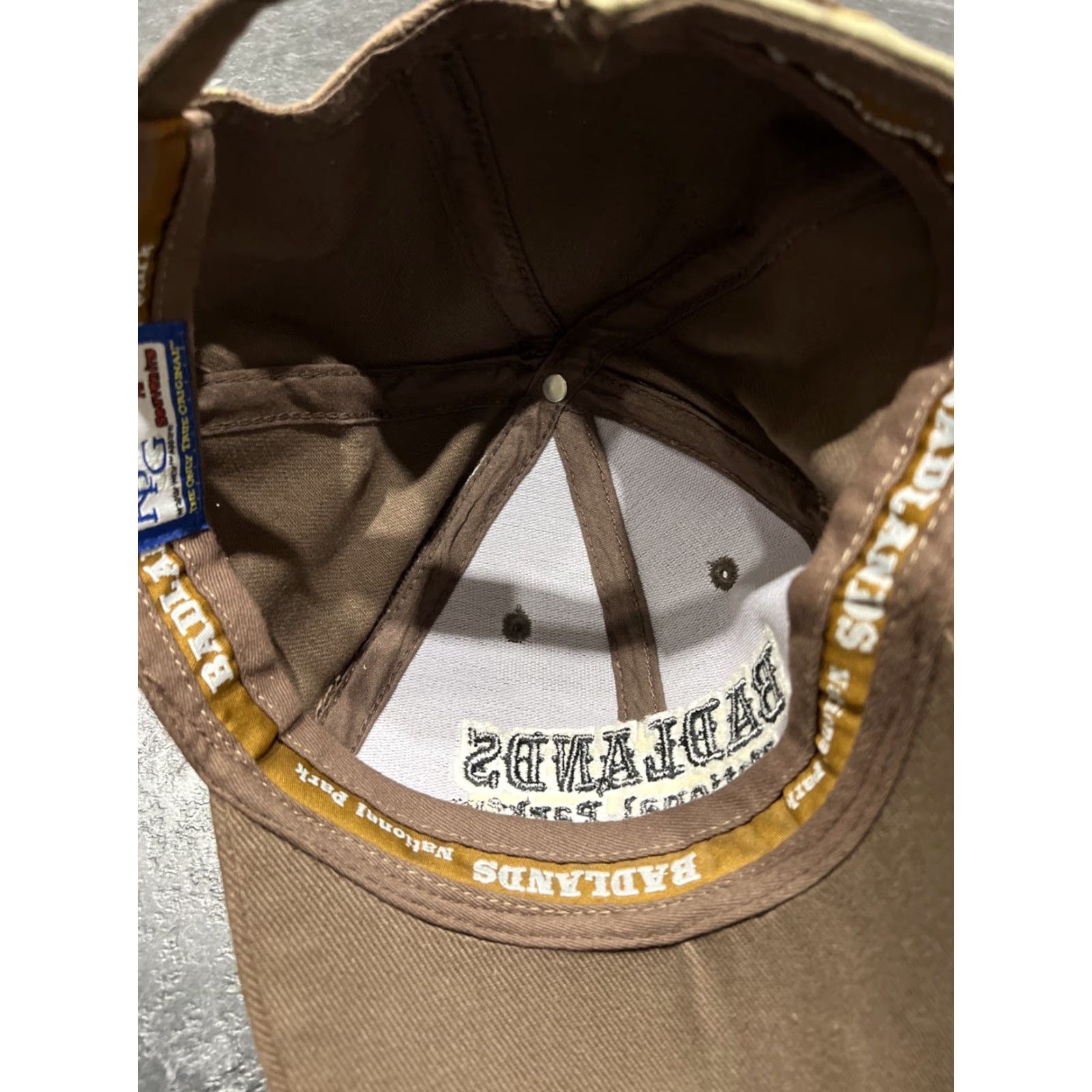 Vintage VINTAGE Ouray Badlands National Park South Dakota Adjustable Baseball Cap Hat Mens One Size Brown USA Outdoor Sports Retro Size US M / EU 48-50 / 2 - 7 Thumbnail