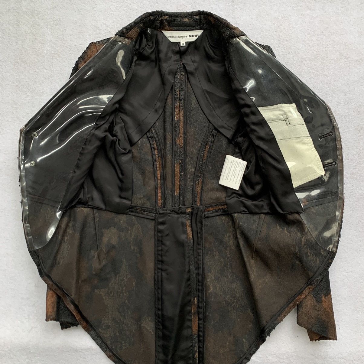 Comme des Garcons COMME des Garcons NOIR AW2005 Faux Fur Shrimp Tail Blazer Size S / US 4 / IT 40 - 8 Thumbnail