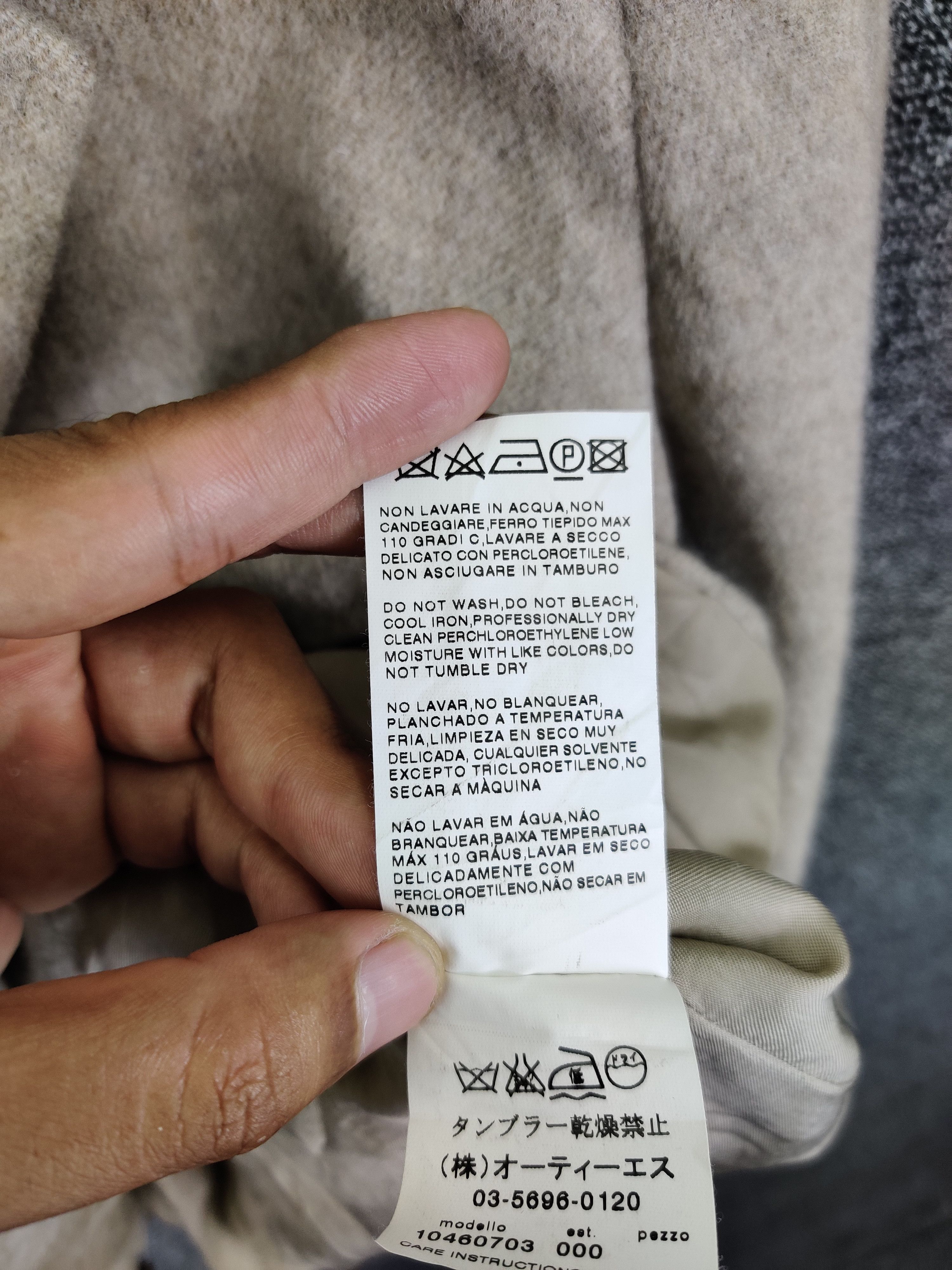 Japanese Brand Vintage Max Mara Wool Single Breasted Cropped Coat Size US S / EU 44-46 / 1 - 11 Thumbnail