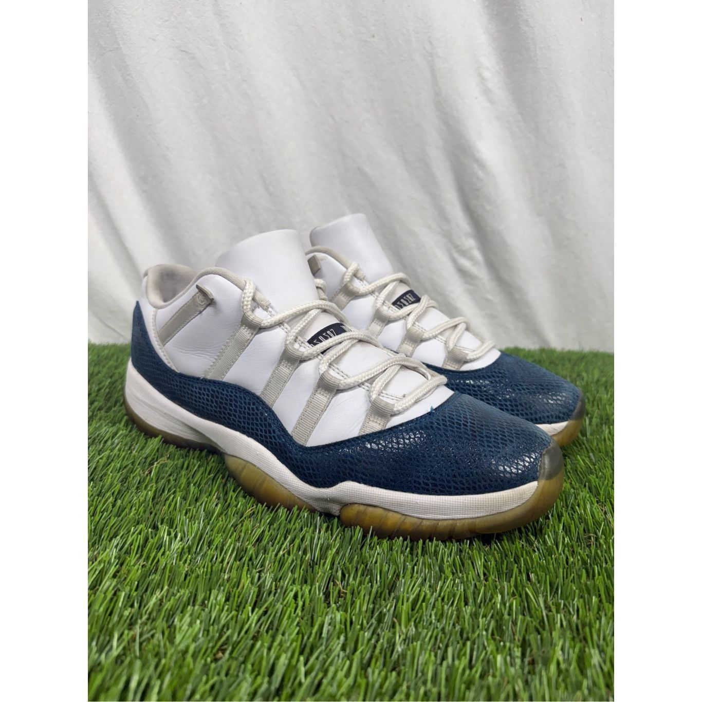 Jordan Brand Size 13 - Jordan 11 Retro Low Navy Snakeskin 2019 Size US 13 / EU 46 - 1 Thumbnail