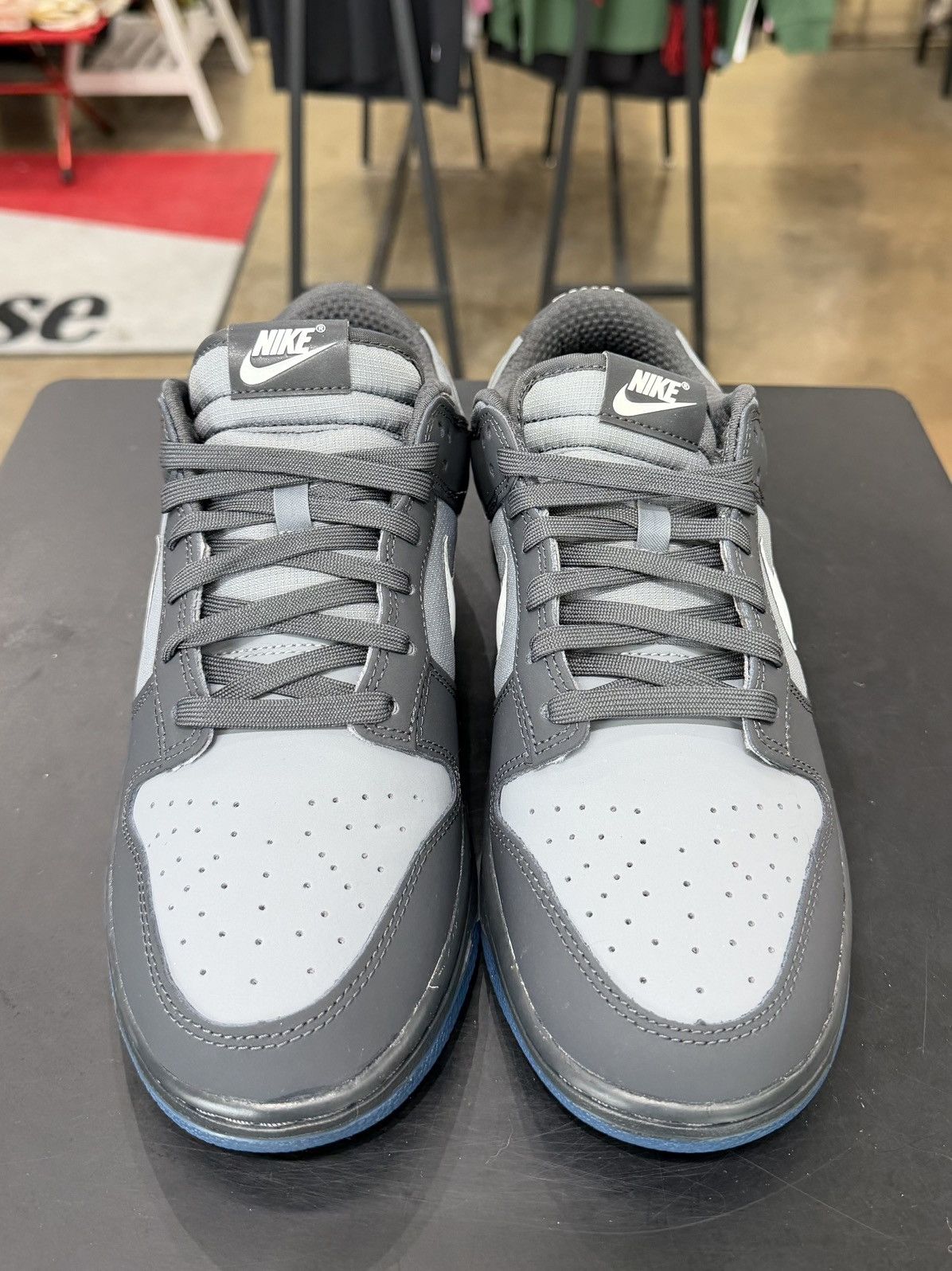 Nike Nike Dunk Low Anthracite Size 9.5 (2023) Size US 9.5 / EU 42-43 - 2 Thumbnail