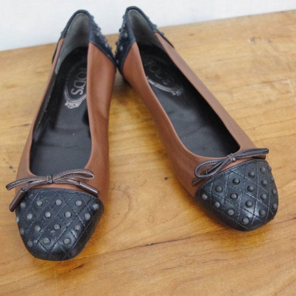 Tod's EUC Tod's Italian Made Two Tone Driving Flats Size 35 Size US 5 / IT 35 - 1 Thumbnail