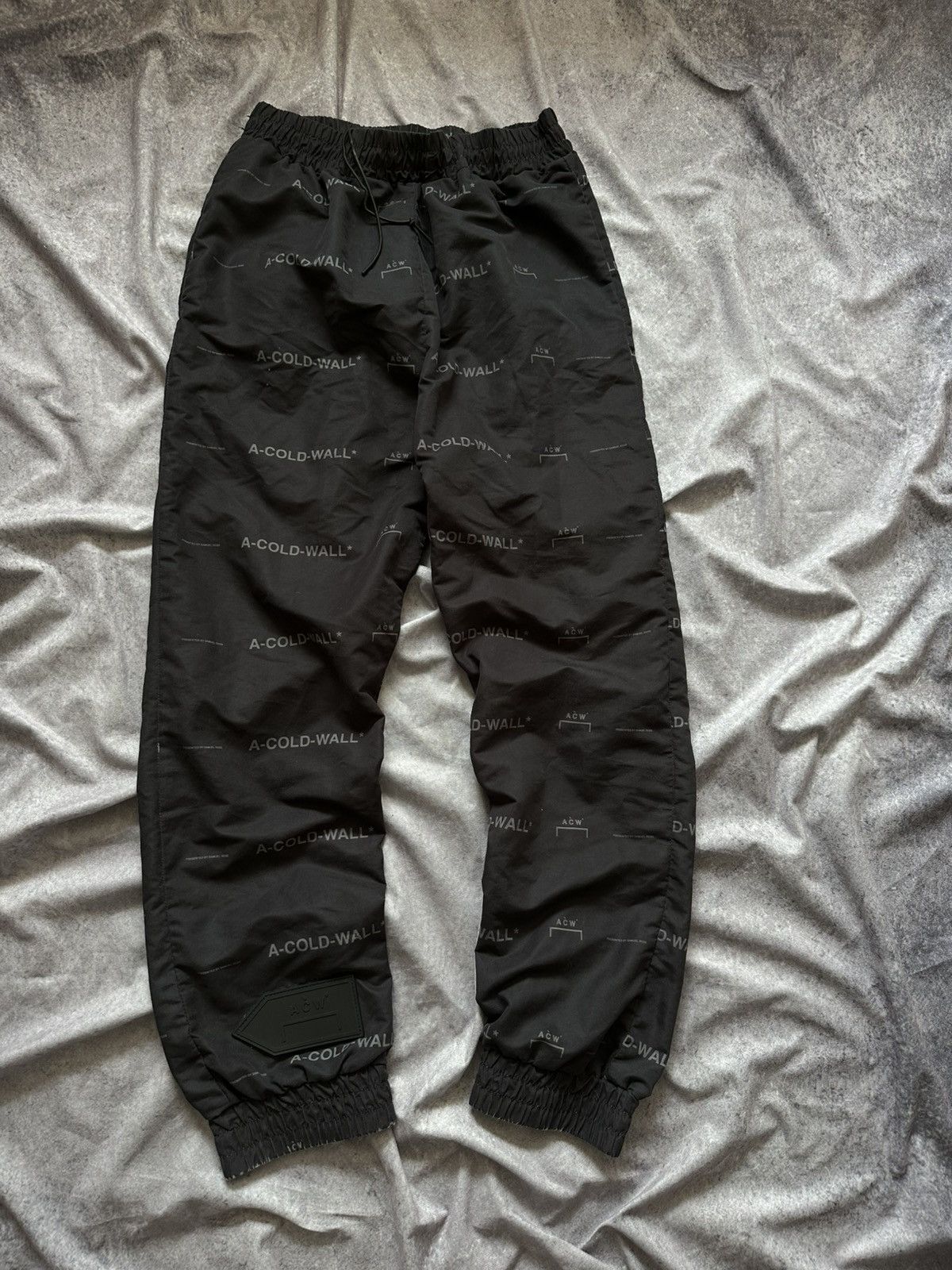 A-COLD-WALL* A Cold Wall Nylon Total Pattern Pants Size US 32 / EU 48 - 2 Thumbnail