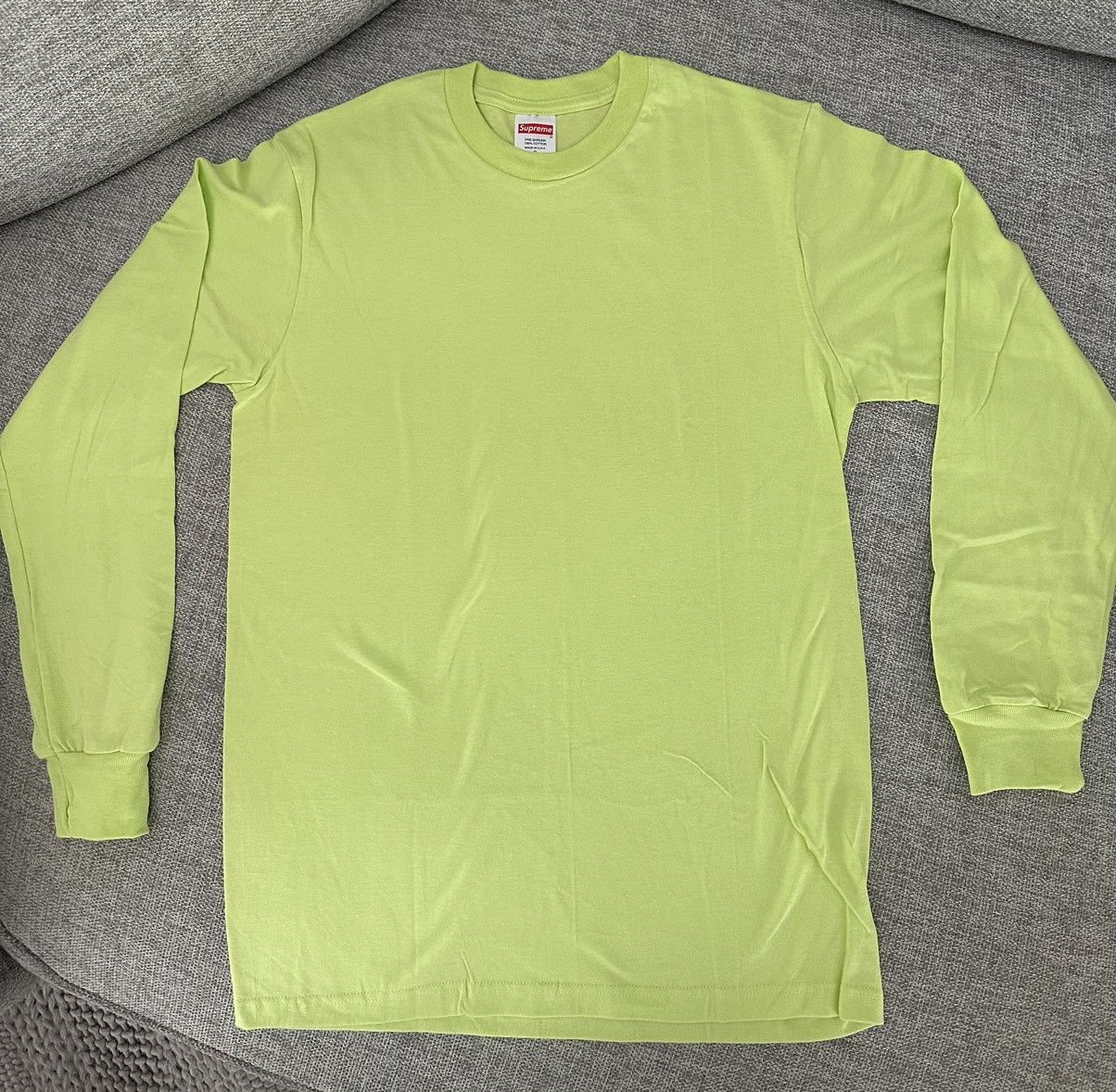 Supreme Supreme Blank T-shirt Long Sleeve Neon Yellow Size US S / EU 44-46 / 1 - 1 Thumbnail