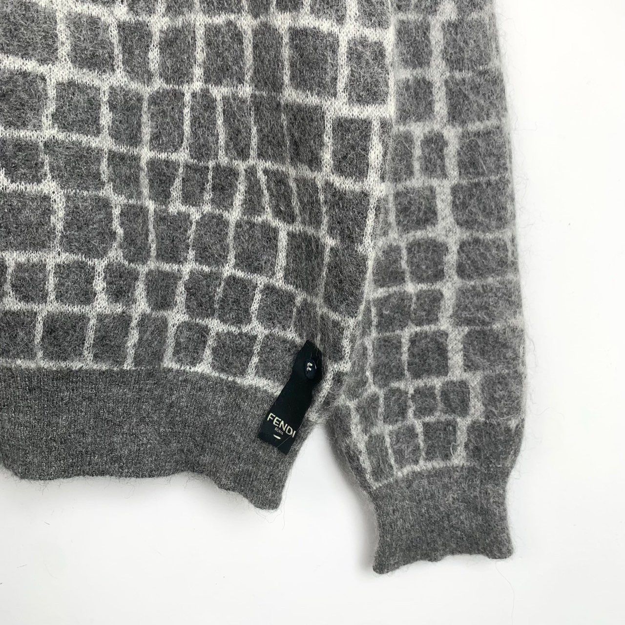 Fendi Fendi Logo Plaid Grey Crew Neck Knit Sweater K26WX Size US L / EU 52-54 / 3 - 4 Thumbnail