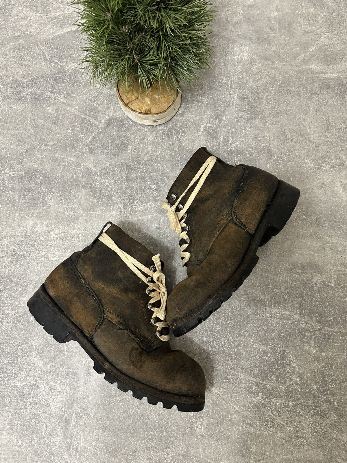 Vintage Vintage Military Brown Leather Boots Y2K style Size US 10 / EU 43 - 2 Thumbnail