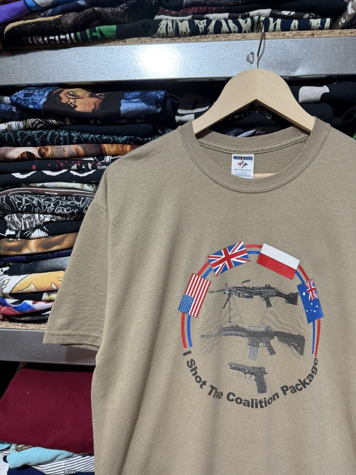 Other × Vintage I Shot The Coalition Package The Gun Store T-Shirt Y2K Hype Size US L / EU 52-54 / 3 - 3 Thumbnail