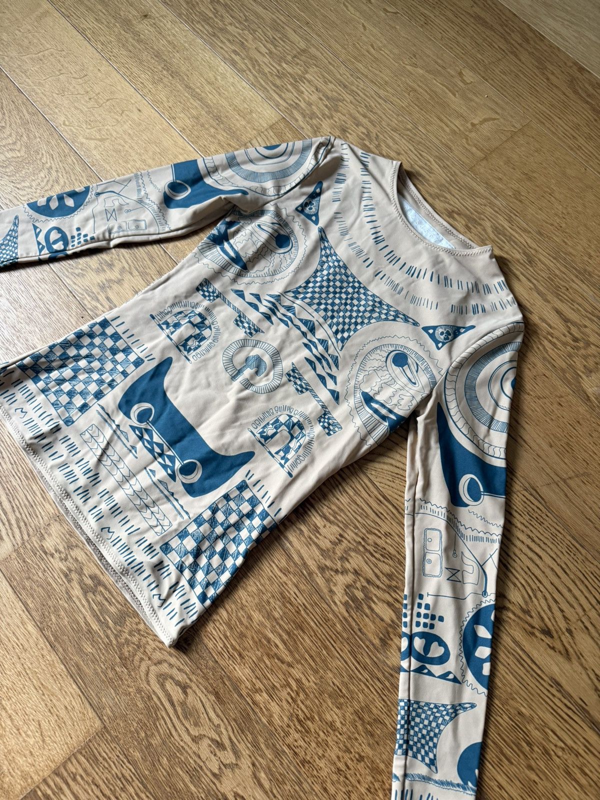 H&M × Maison Margiela Maison Margiela tattoo Longsleeve Size S / US 4 / IT 40 - 2 Thumbnail