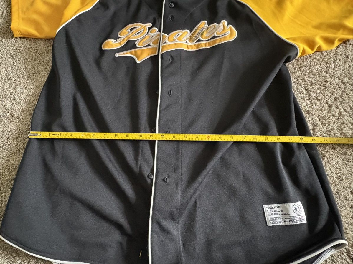 MLB (True Fan) MLB Pittsburgh Pirates Signed 2017 Team: XL Size US XL / EU 56 / 4 - 3 Thumbnail