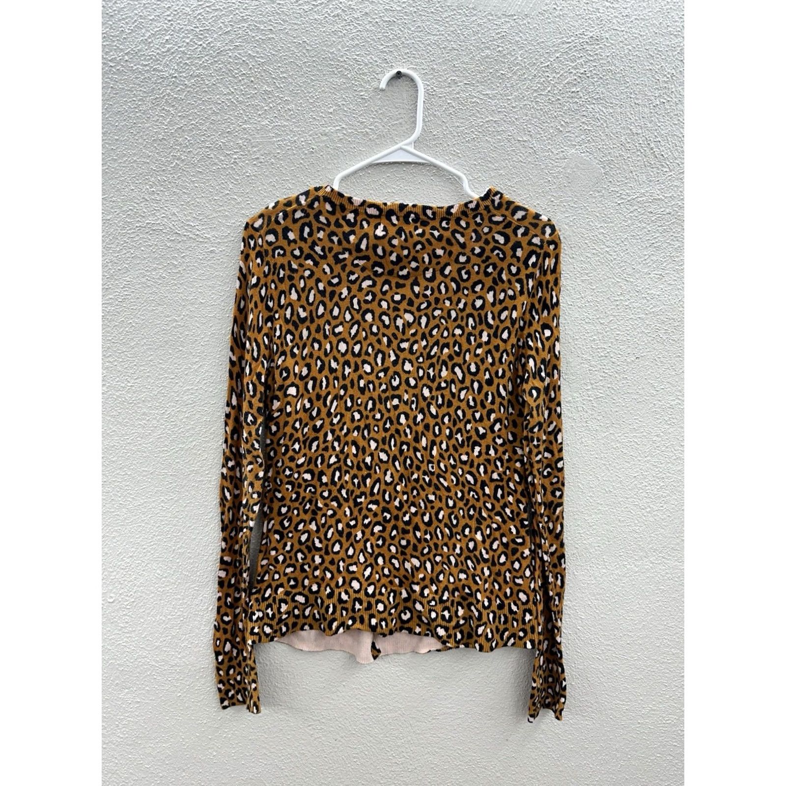 Old Navy Old Navy Cardigan Shirt Womens Brown Animal Print Button Up Long Sleeve Size M Regular Knit 100% Cotton Mens? Size M / US 6-8 / IT 42-44 - 6 Thumbnail