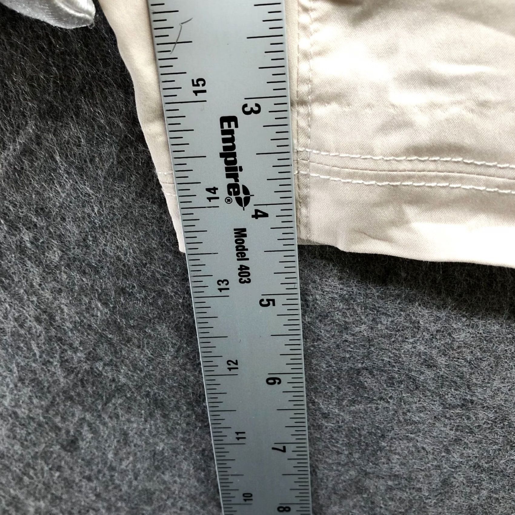 J.Crew VINTAGE J.CREW Lightweight Chino Shorts Womens 4 Beige Mid Rise Cotton 4.5'' Shorts Mens, Womens, Boys, Girls Size 27" / US 4 / IT 40 - 5 Thumbnail