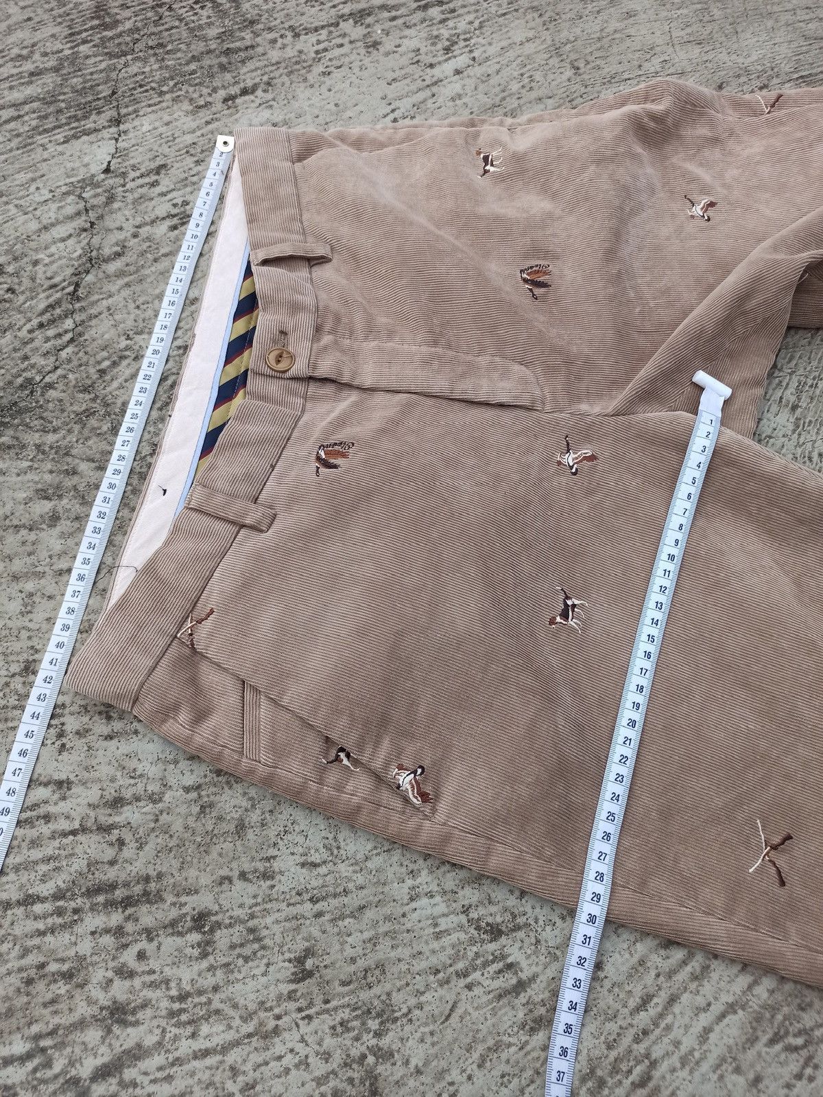 Japanese Brand Olzen corduroy with animal tile Size 24" / US 00 / IT 34 - 11 Thumbnail