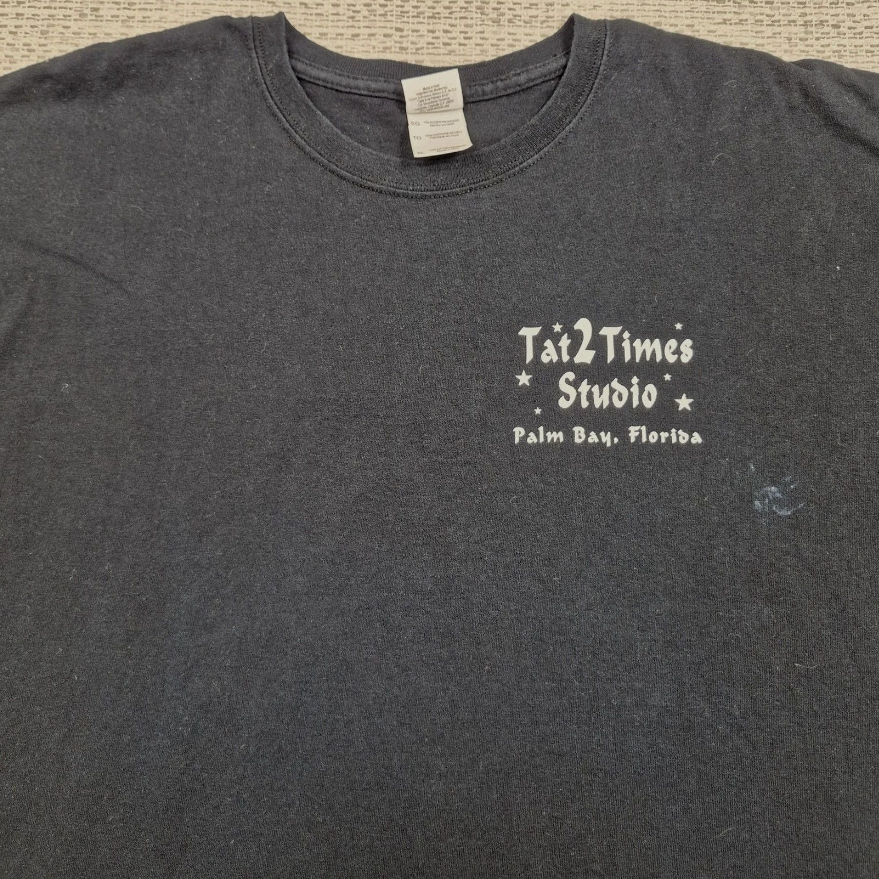 Gildan Tat2 Times Studio Shirt Mens XL Black Palm Bay Florida Tattoo Skull Tee Gildan Size US XL / EU 56 / 4 - 6 Thumbnail