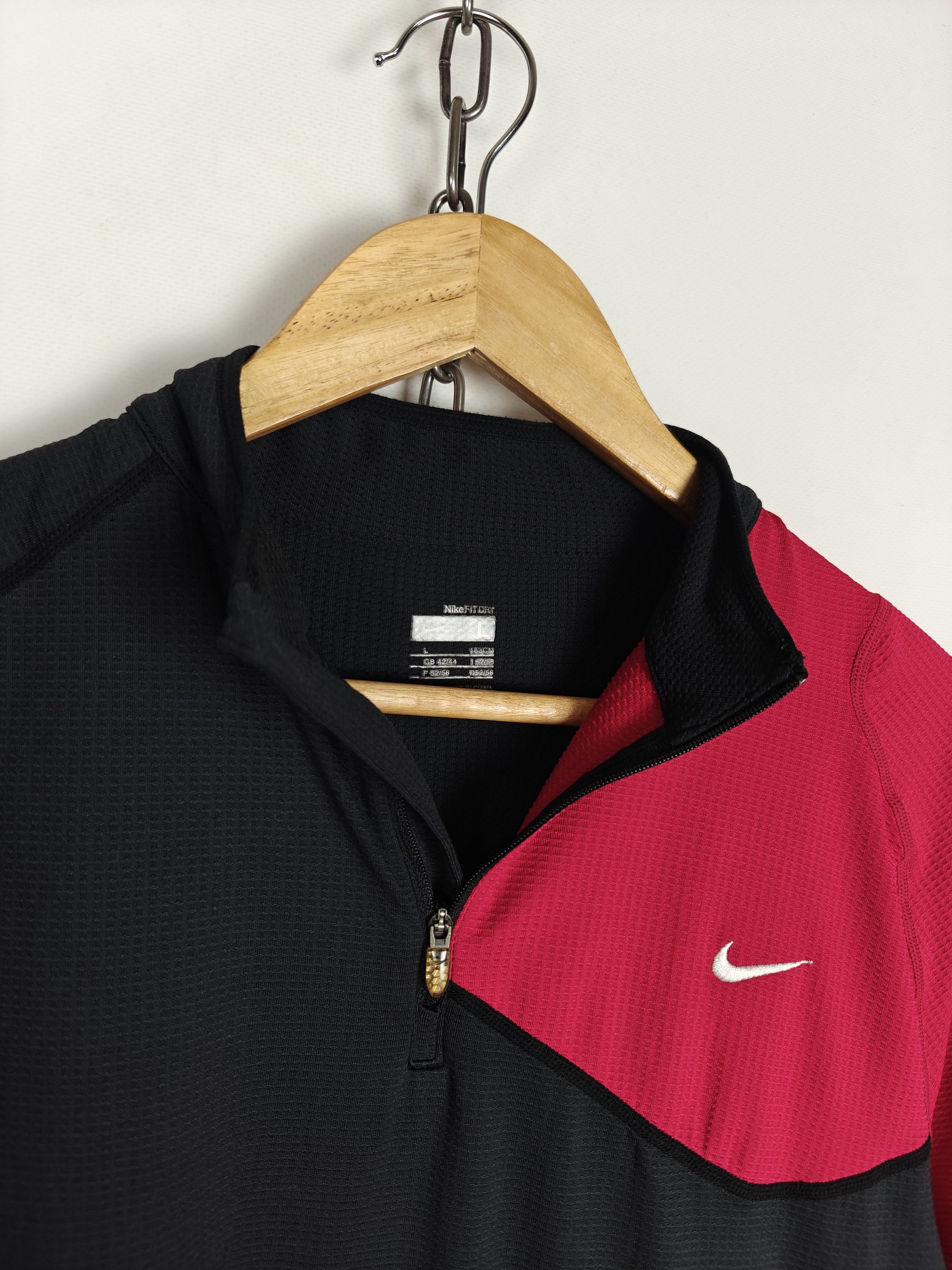 Nike Nike Dry Fit Training Jersey Black/Red size L Size US L / EU 52-54 / 3 - 7 Thumbnail