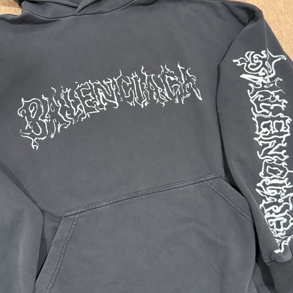 Balenciaga Balenciaga DIY Metal Outline Hoodie | Grailed