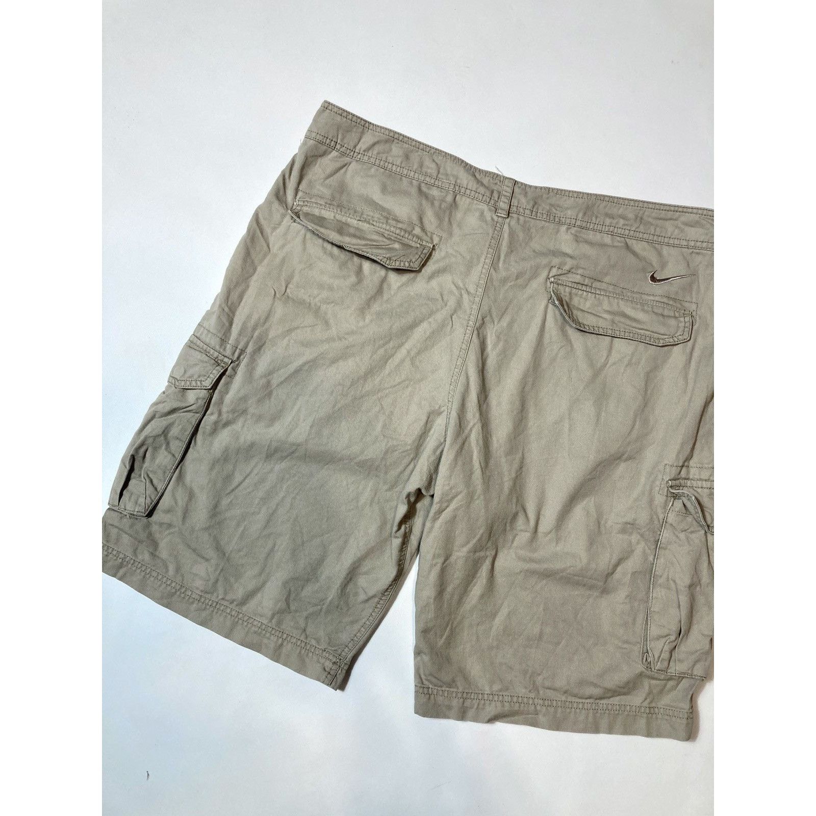 Nike × Vintage Vintage Nike Y2K Style beige Cargo Shorts Size US 36 / EU 52 - 5 Thumbnail
