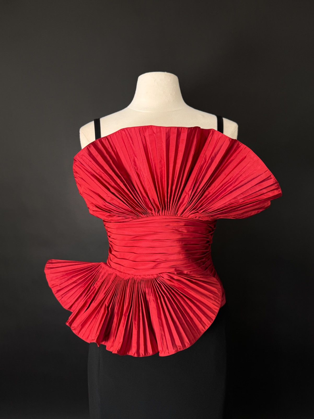 Other Size US 8 ELIE SAAB Red Crepe and Taffeta Pleated Top Gown Size M / US 6-8 / IT 42-44 - 3 Thumbnail