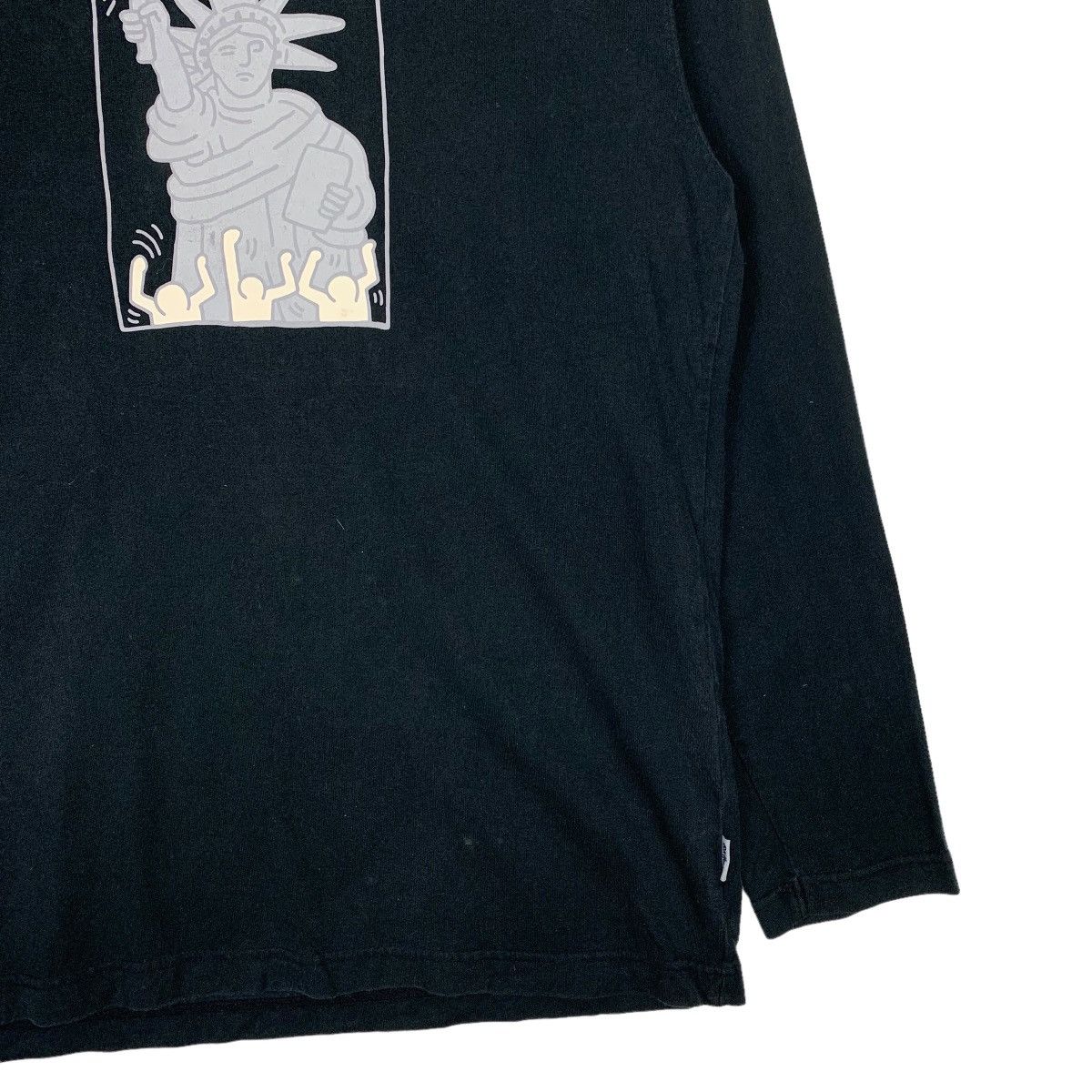 Keith Haring Keith Haring Statue of Liberty Freedom Tower Tee #0344-C16 Size US M / EU 48-50 / 2 - 5 Thumbnail