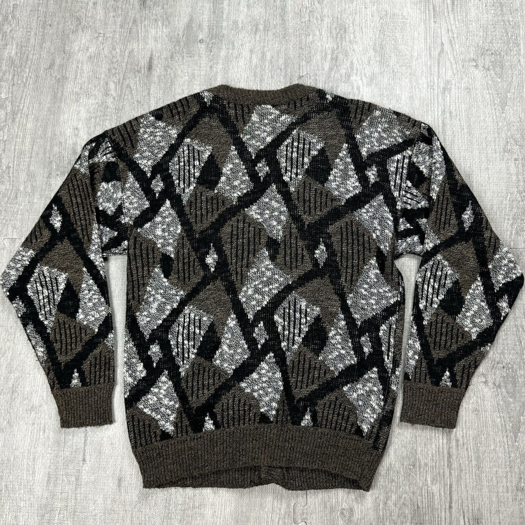 Coogi VINTAGE Le Tigre Grandpa Cardigan V-Neck Adult Medium Black Animal Print USA Made Mens Size US M / EU 48-50 / 2 - 5 Thumbnail