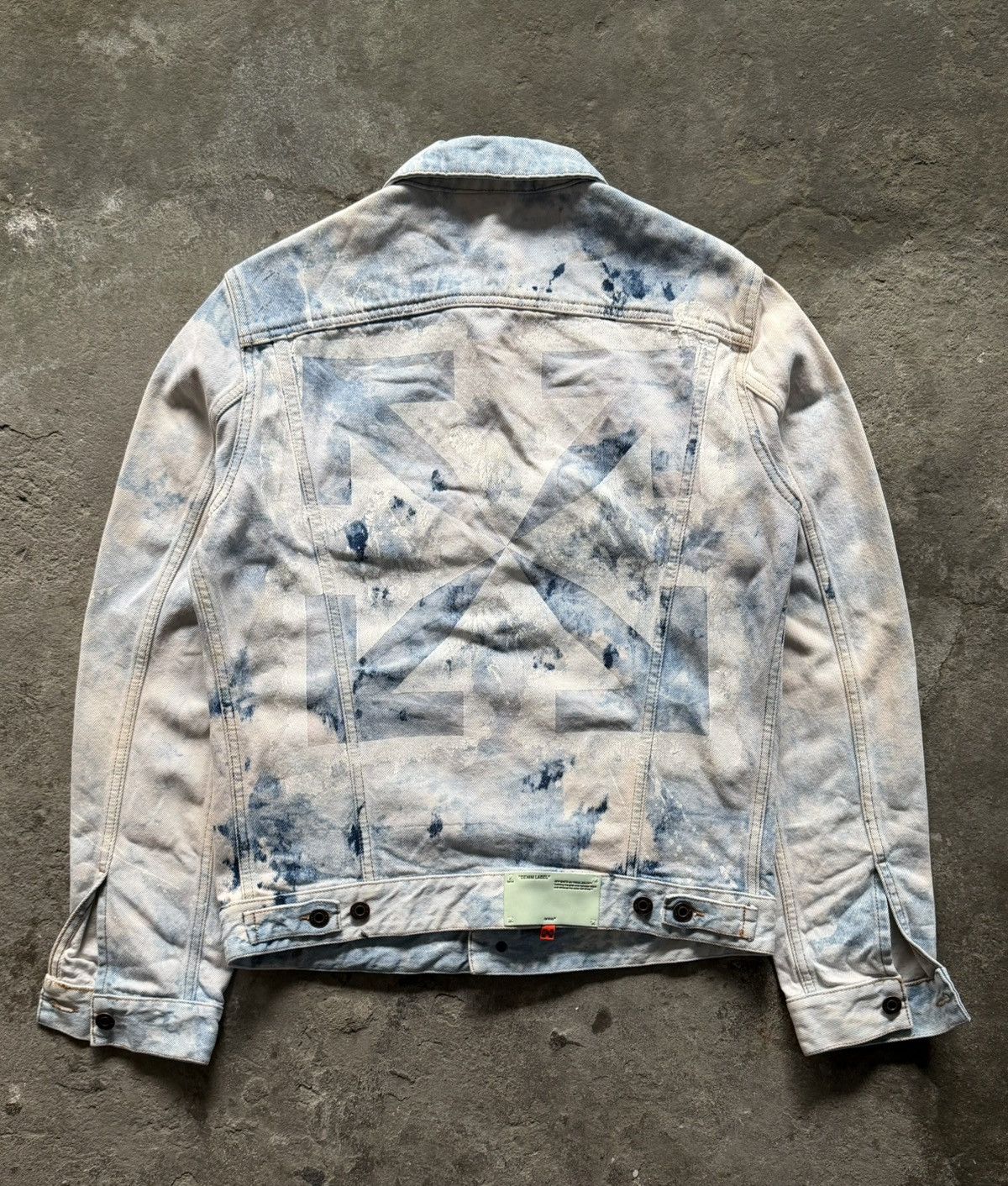 Off-White Off White - Extreme bleached denim jacket Size US M / EU 48-50 / 2 - 1 Thumbnail