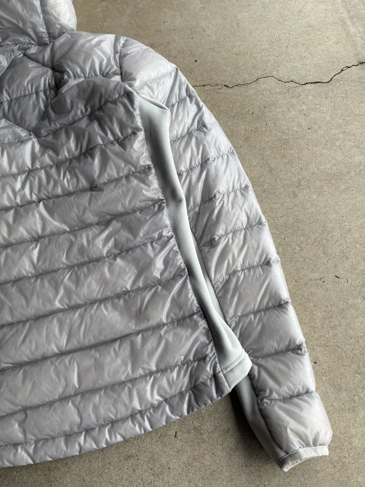 Canada Goose × Vintage Crazy Canada Goose Hybridge Lite Lightweight Puffer Jacket Size XXS / US 00 / IT 34 - 16 Thumbnail