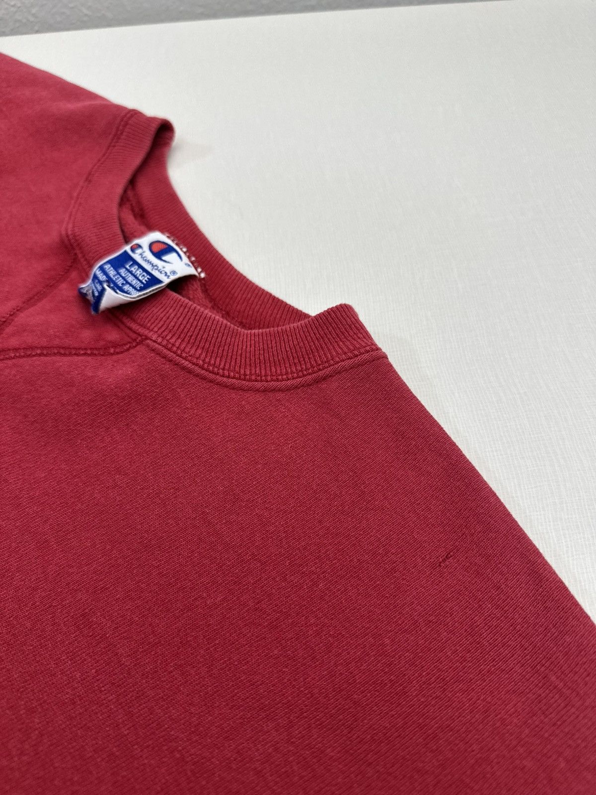Champion Vintage 90s Champion Maroon Blank Crewneck Size Large Size US L / EU 52-54 / 3 - 9 Thumbnail