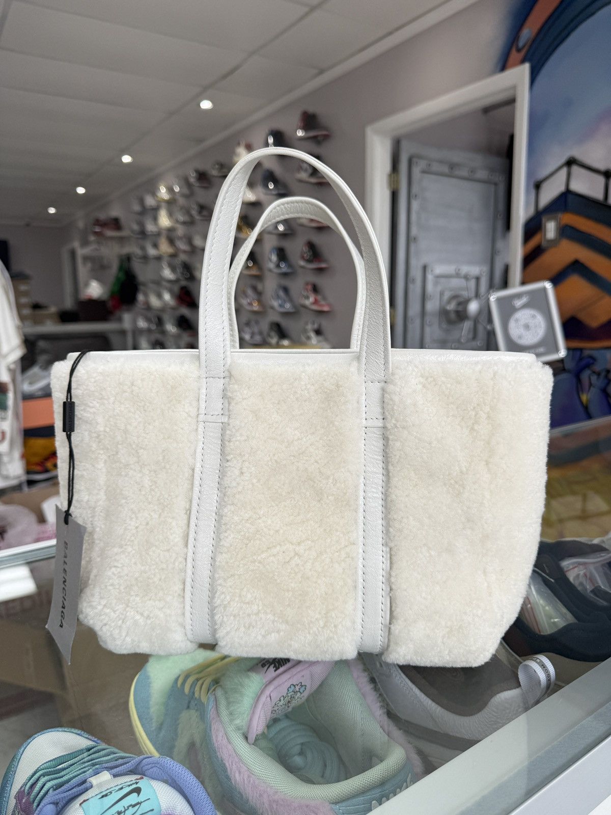 Balenciaga Balenciaga Barbes Small East-West Shopper Bag in Shearling Size ONE SIZE - 3 Thumbnail