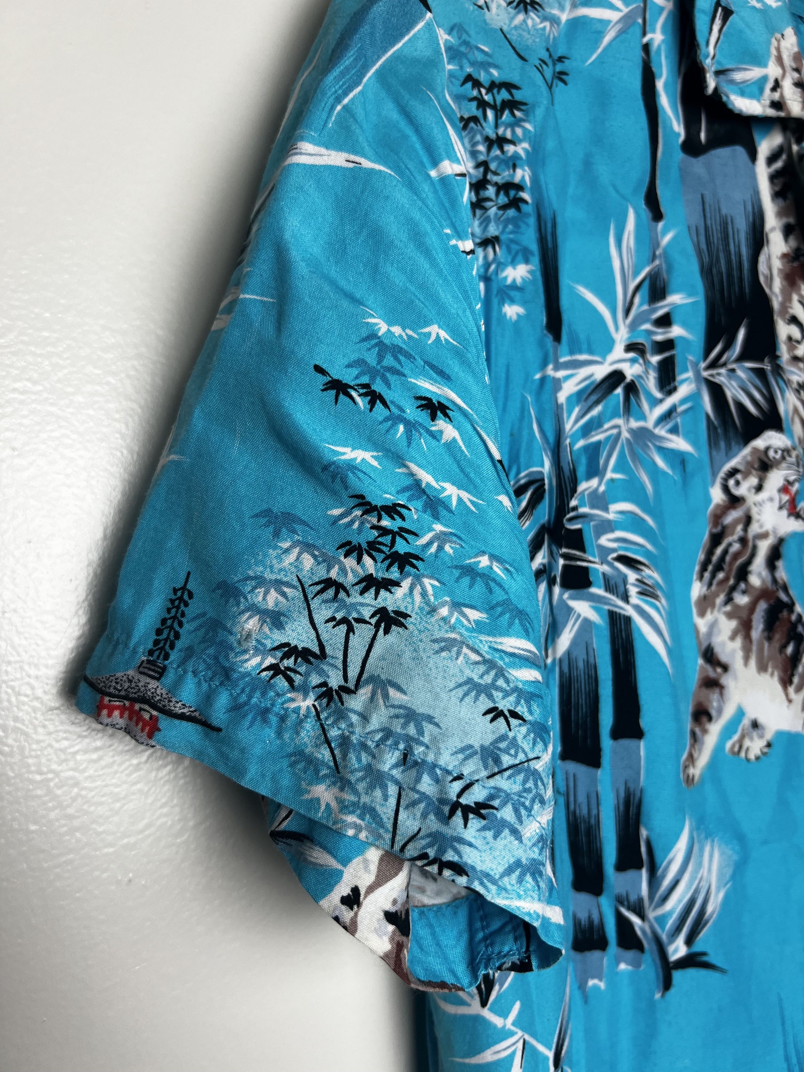 Vintage Vintage Reminiscence by Stewart Richer Hawaiian Style Shirt Size US S / EU 44-46 / 1 - 6 Thumbnail