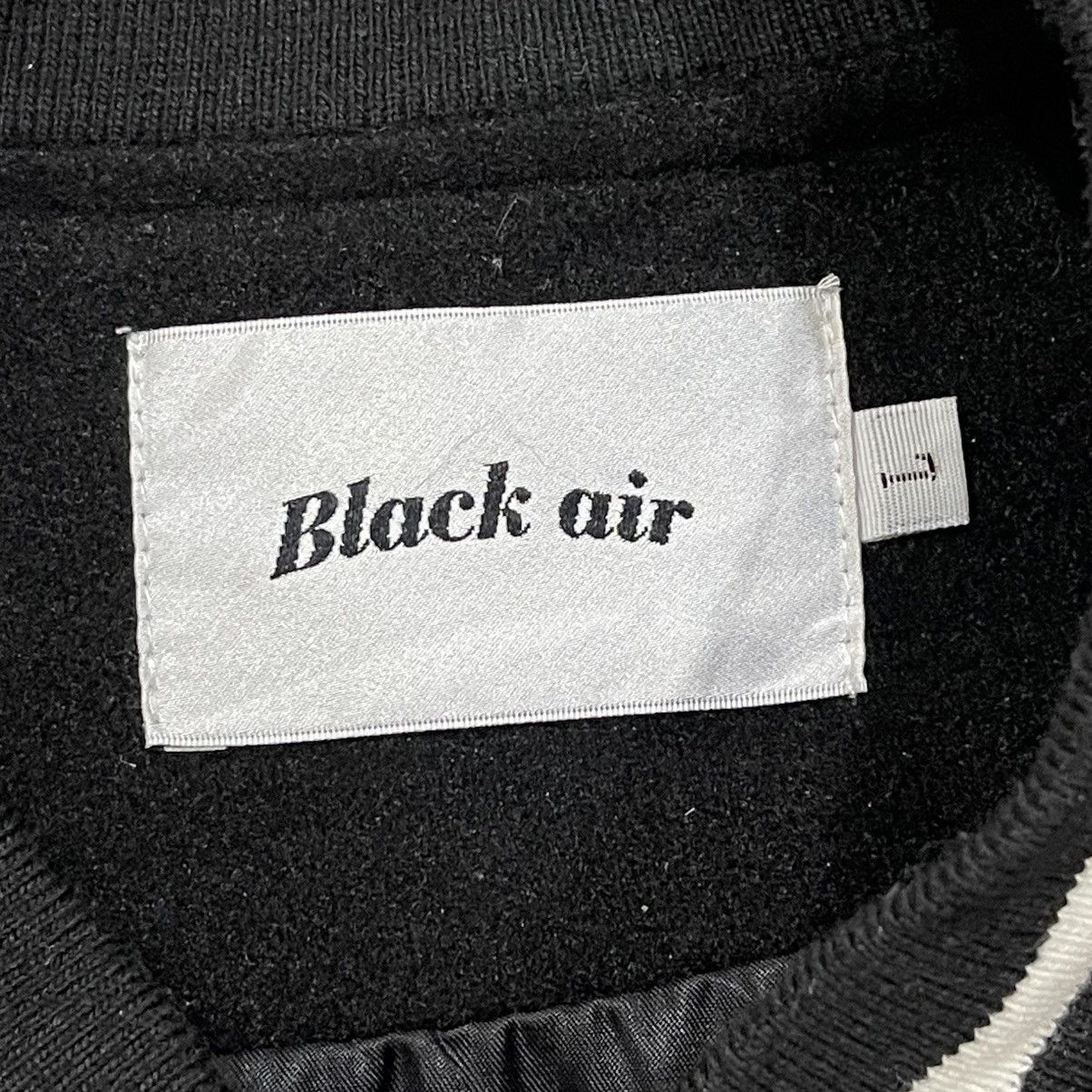 Japanese Brand Black Air Wool Snap Button Varsity Bomber Jacket Size US L / EU 52-54 / 3 - 20 Thumbnail