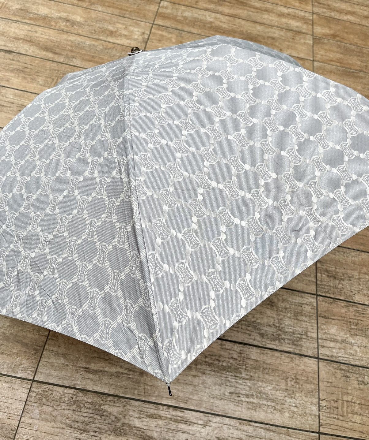 Celine Luxury Celine Umbrella Size ONE SIZE - 9 Thumbnail