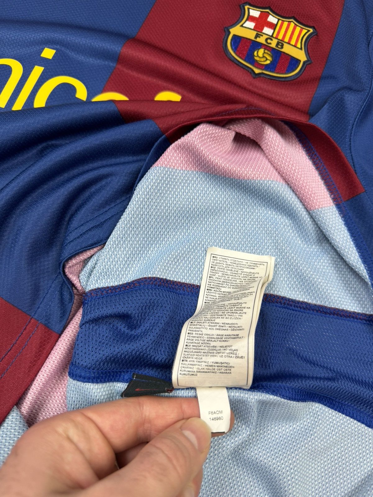 Nike Nike FC Barcelona 2008/09 — Gudjohnsen #7 Jersey Size M Size US M / EU 48-50 / 2 - 10 Thumbnail