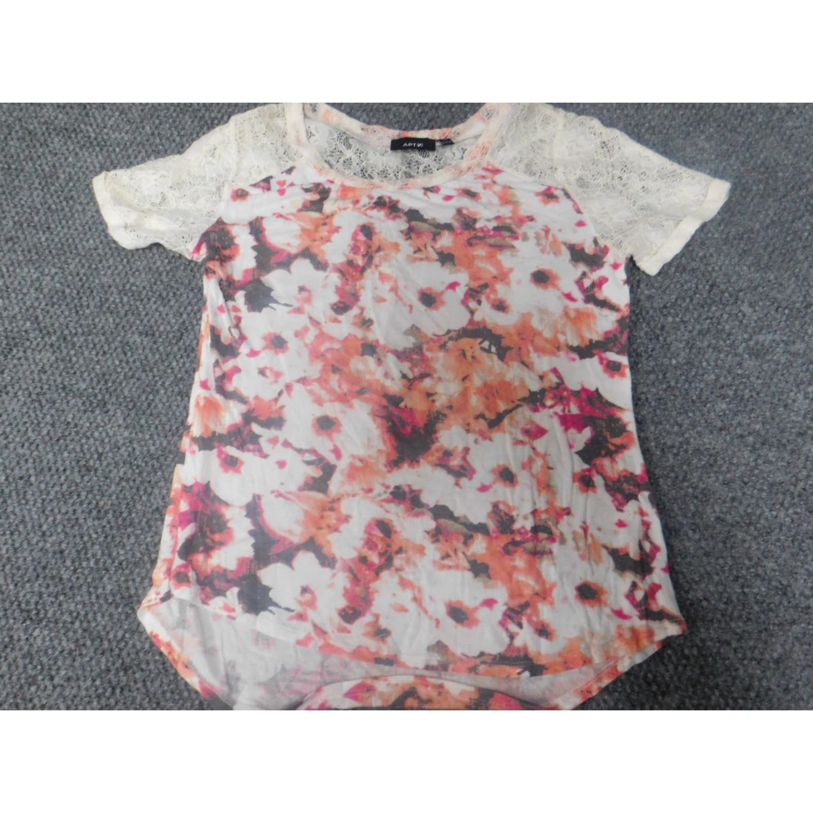 Apt. 9 Apt. 9 Blouse Womens XS Red Floral Short Sleeve Round Neck Pullover Dolman Sleeve Button Casual Regular Size XS / US 0-2 / IT 36-38 - 2 Thumbnail