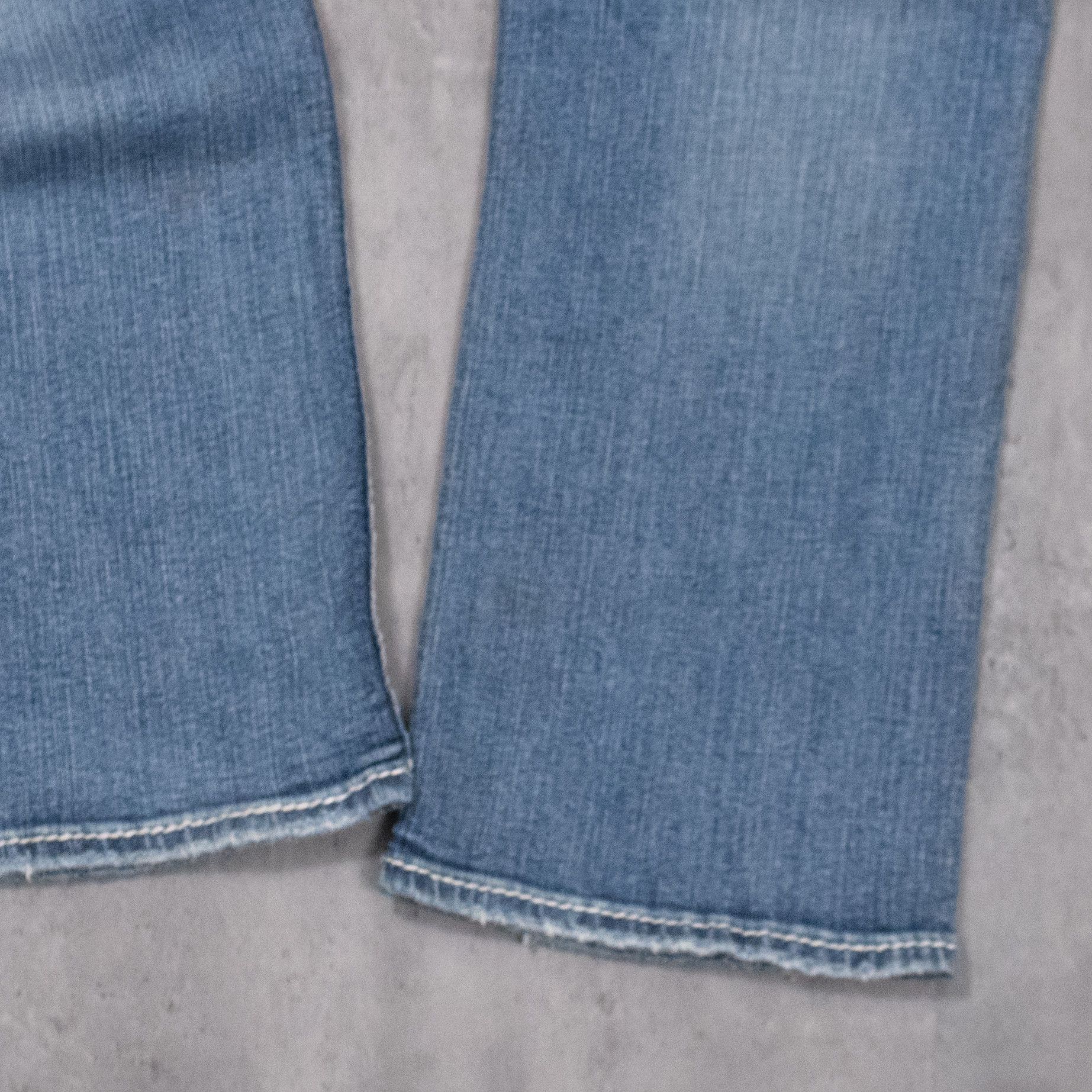 Silver Jeans Co. Y2K Silver Jeans Co Zac Bootcut Low Rise Denim Size US 35 - 11 Thumbnail