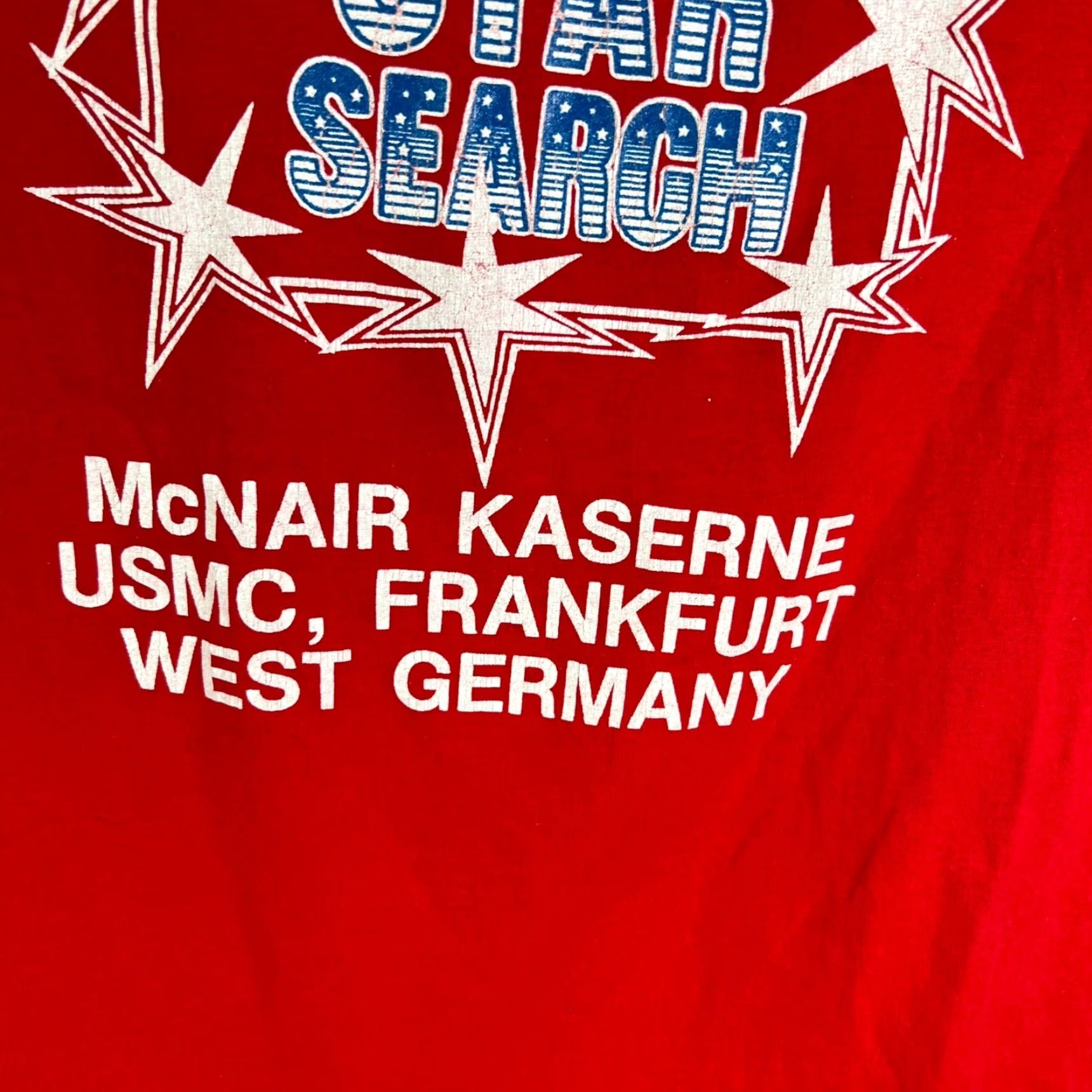 Vintage VINTAGE US Army Europe Frankfort WG Graphic T-Shirt Adult L Red Limited Edition Music Mens Size US L / EU 52-54 / 3 - 3 Thumbnail