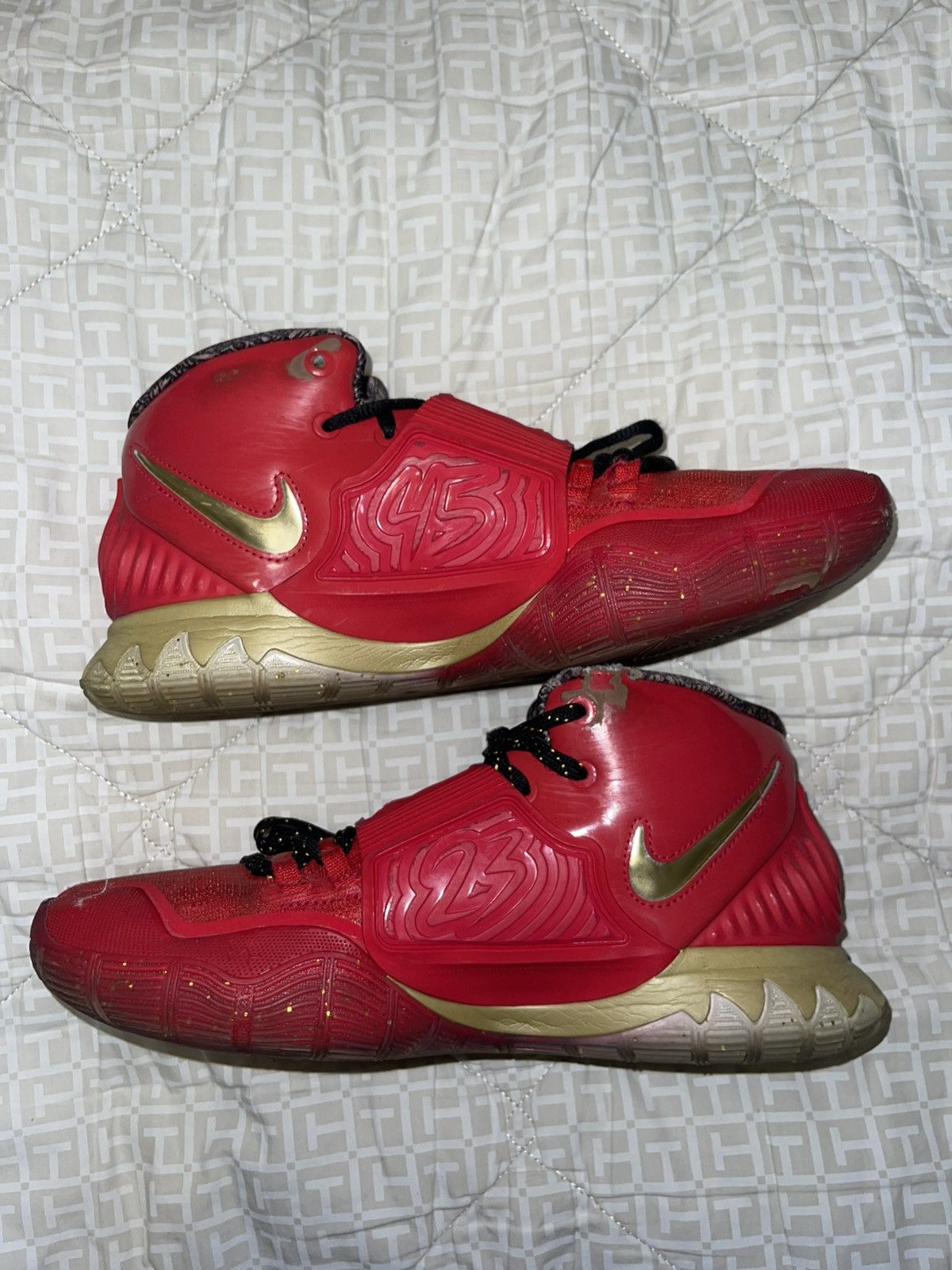 Nike Kyrie 6 ‘Trophies — NBA ASG 2020’ Size US 10.5 / EU 43-44 - 2 Thumbnail