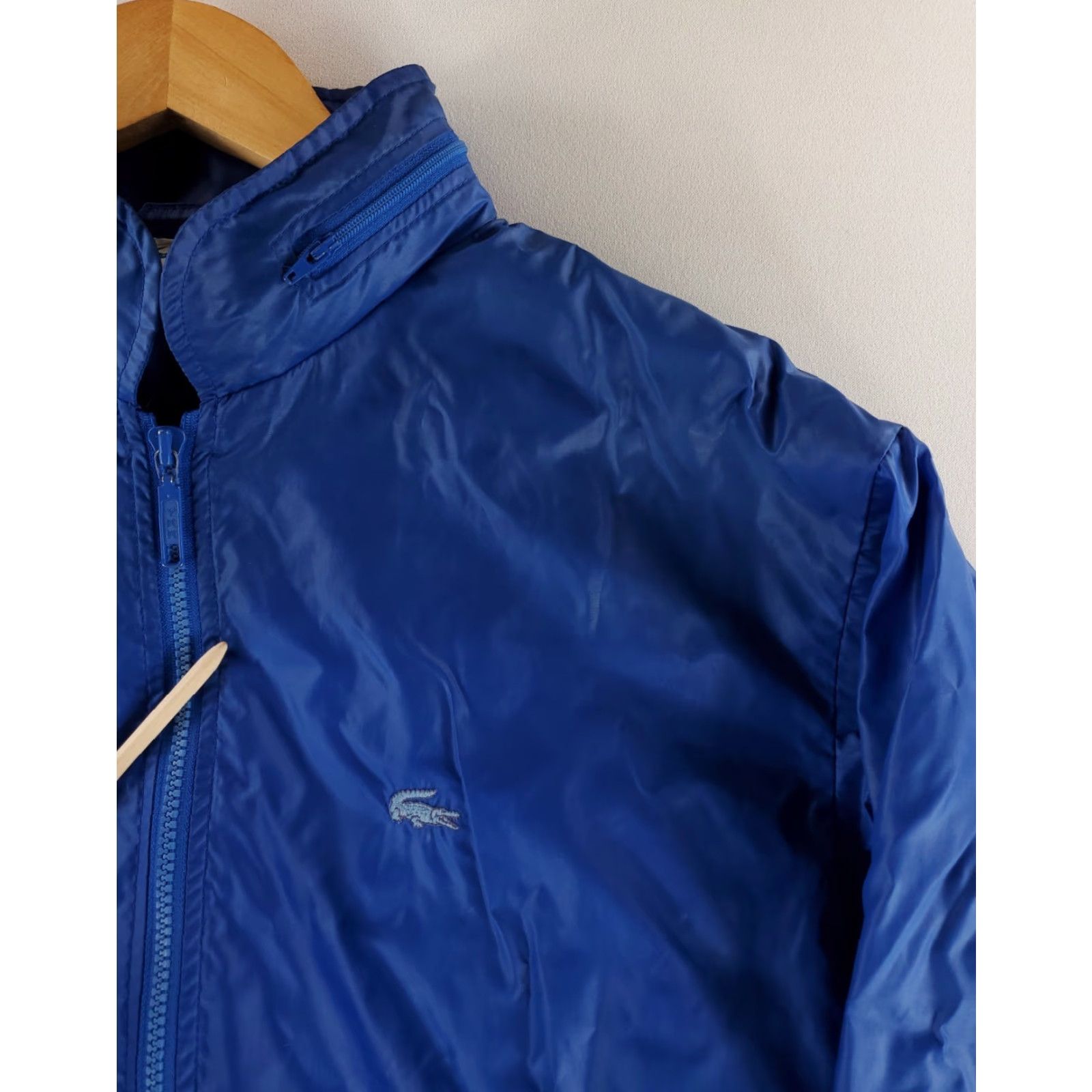 Lacoste VINTAGE Lacoste Windbreaker Jacket Mens L Blue Hooded VTG 80s 90s Rain Jacket Size US L / EU 52-54 / 3 - 2 Thumbnail