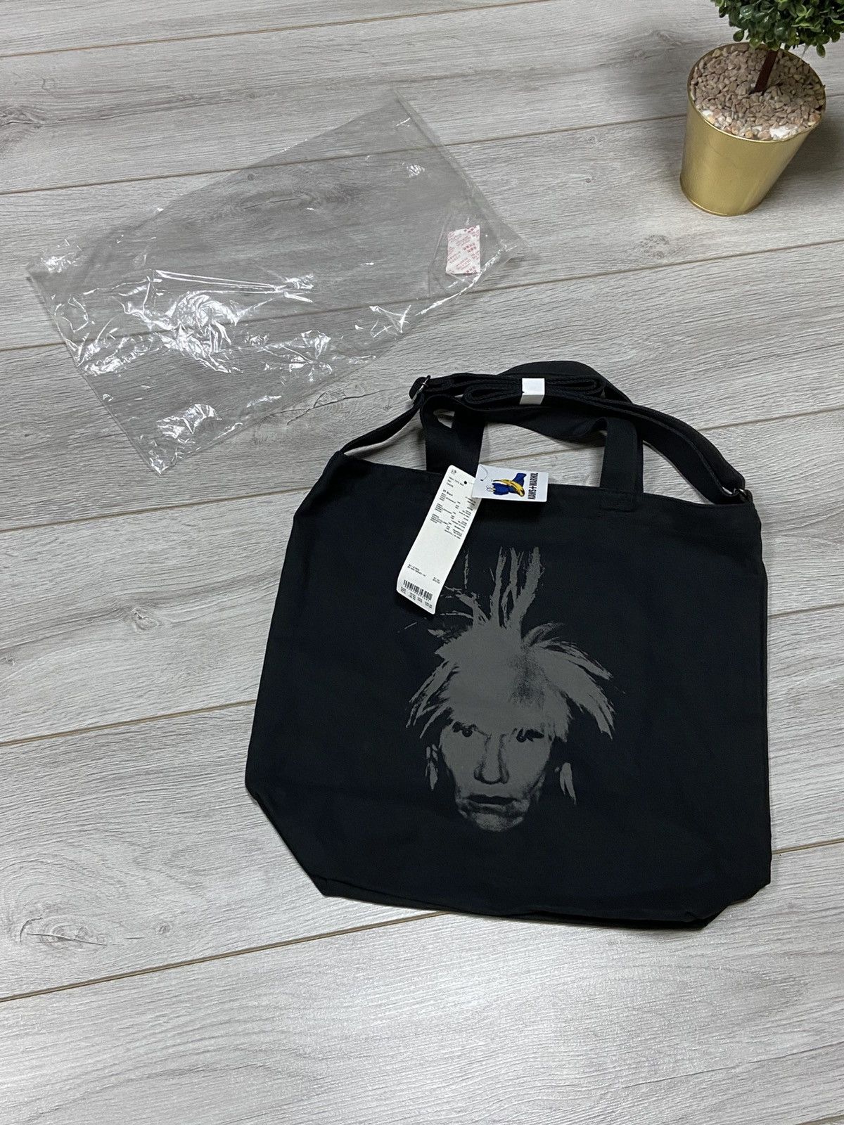 Kaws × Uniqlo Kaws Andy Warhol Tote shoulder Bag shopper Size ONE SIZE - 1 Thumbnail