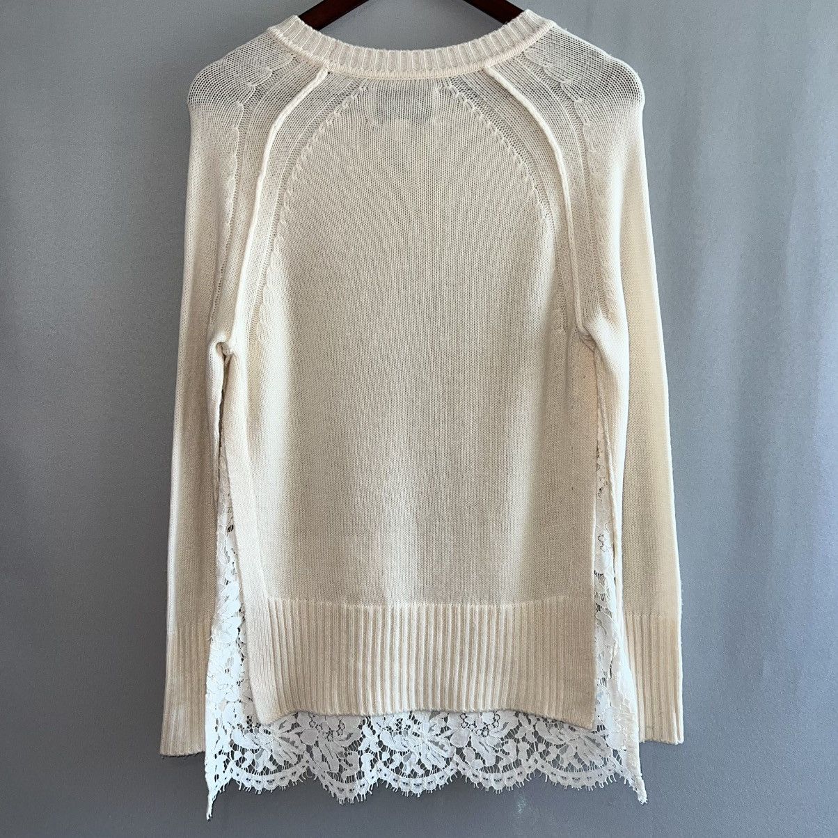 Brochu Walker Brochu Walk Cream Knit Sweater with Lace Underlay Size XS / US 0-2 / IT 36-38 - 2 Thumbnail