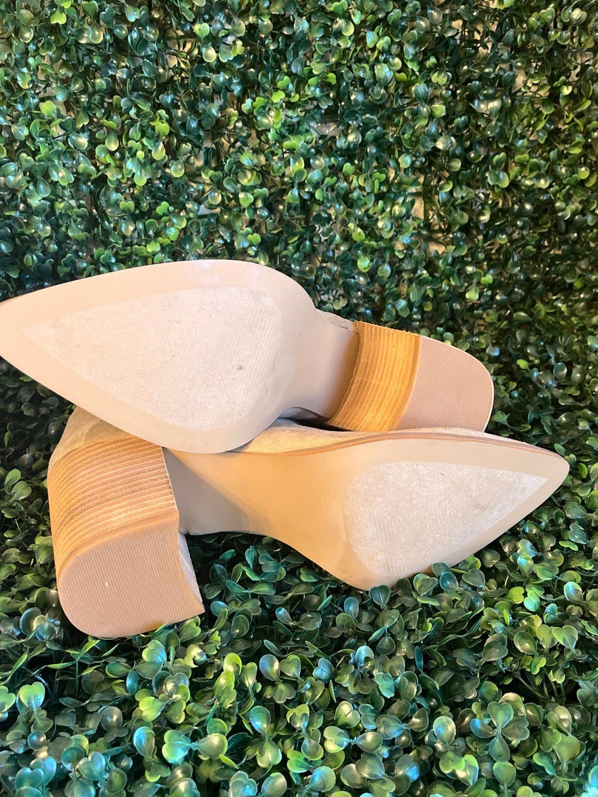 Steve Madden Steve Madden booties, Bonny size 10, tan Size US 10 / IT 40 - 5 Thumbnail