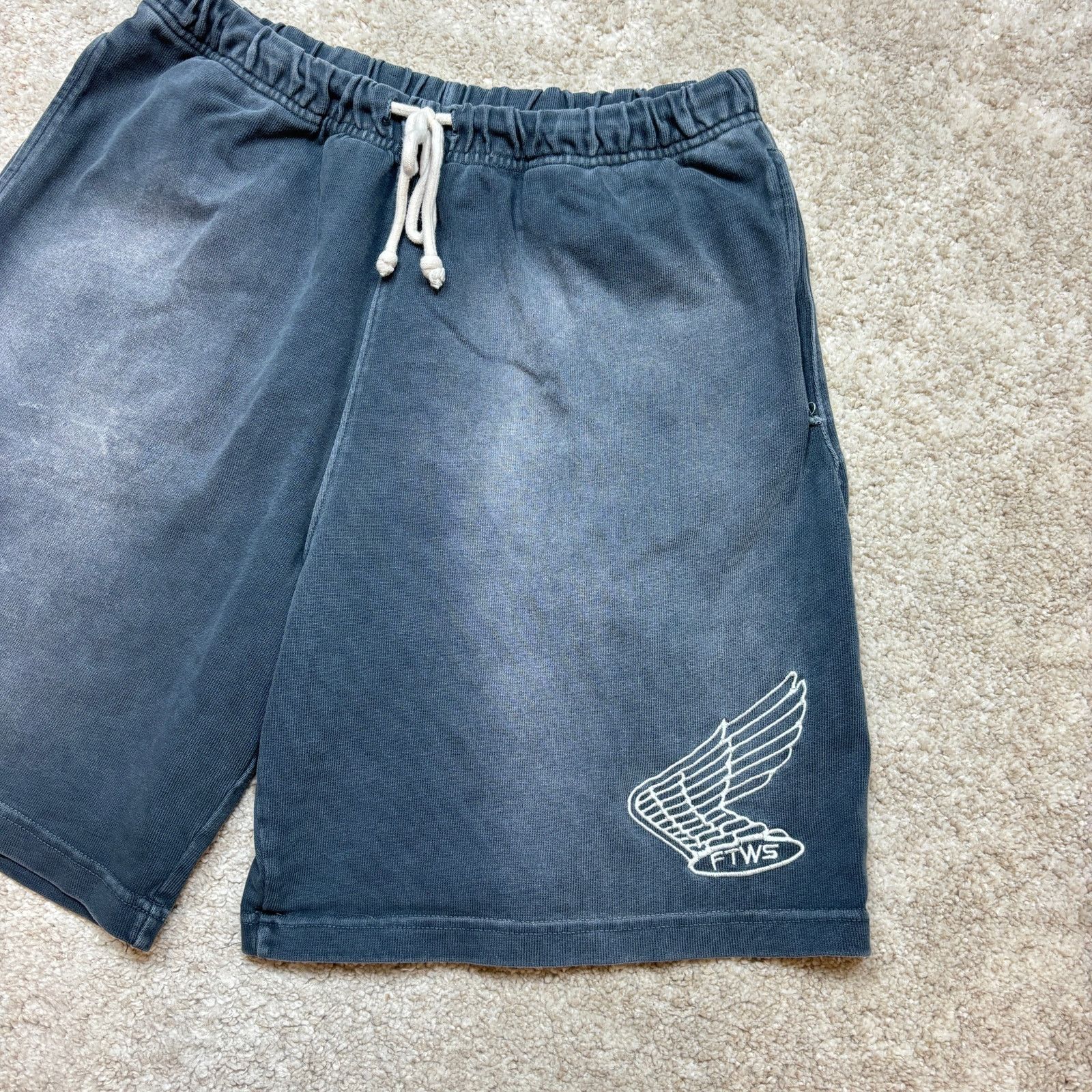 For Those Who Sin For Those Who Sin FTWS Wings Faded Sweatshorts Men's XL Size US 31 - 2 Thumbnail