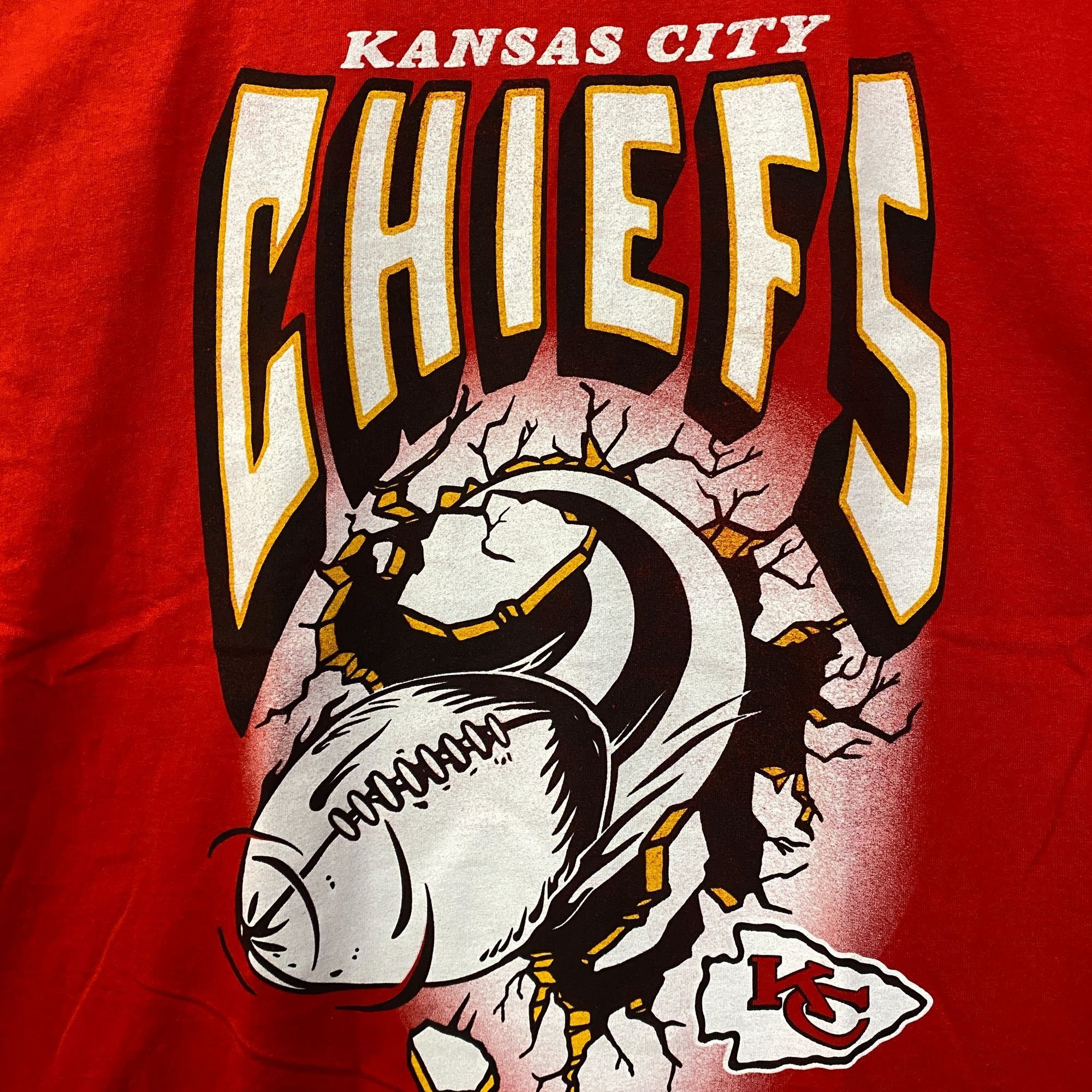 Junk Food Junk Food NFL Kansas City Chiefs Break Through T-Shirt XL Size US XL / EU 56 / 4 - 2 Thumbnail