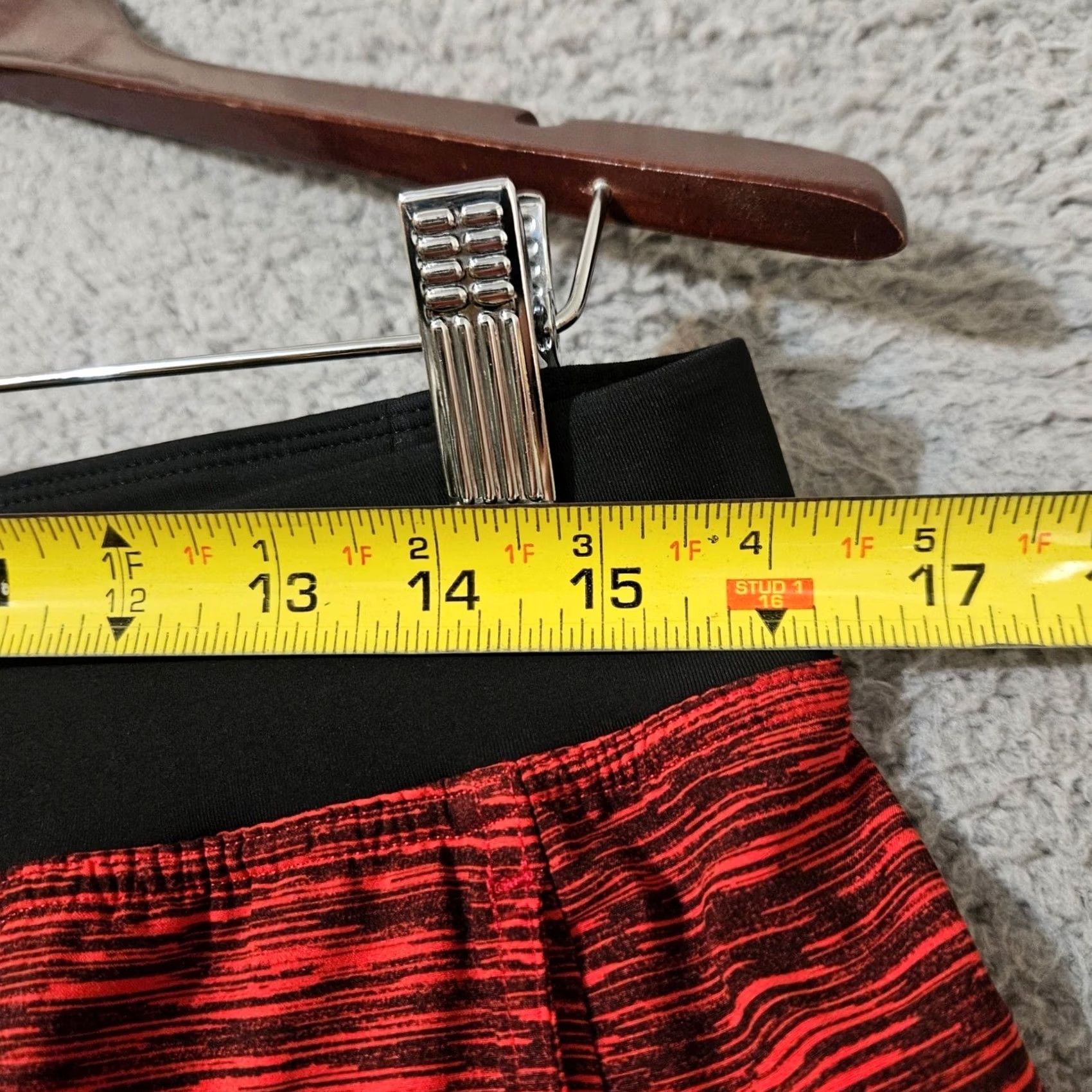 Lululemon Lululemon Core Short Mens Large Black Red Heathered Unlined 11" Hidden Pocket Size US 33 - 6 Thumbnail