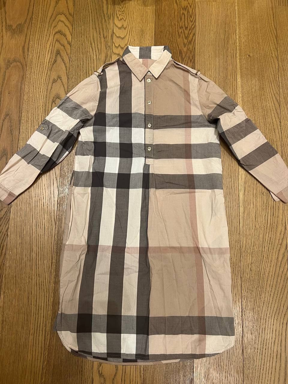 Burberry Burberry top Size XS / US 0-2 / IT 36-38 - 1 Thumbnail