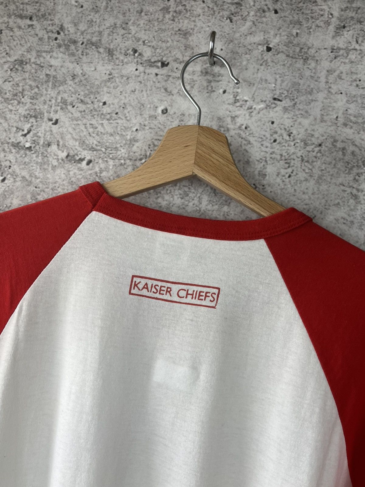 Band Tees × Fruit Of The Loom Kaiser Chiefs - birt pop band t-shirt Size US XL / EU 56 / 4 - 6 Thumbnail