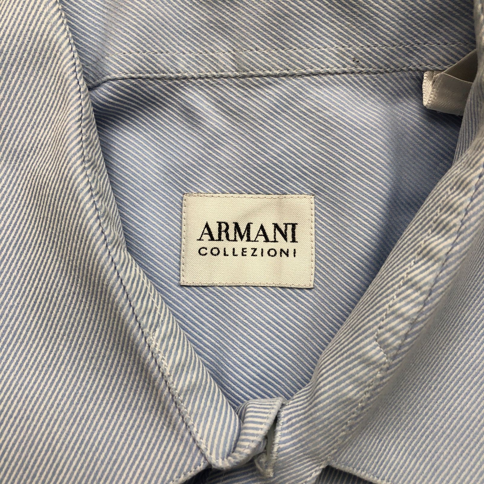 Armani Collezioni Vintage Armani Button Up Dress Shirt Mens Medium 15.5 Blue Size US M / EU 48-50 / 2 - 4 Thumbnail