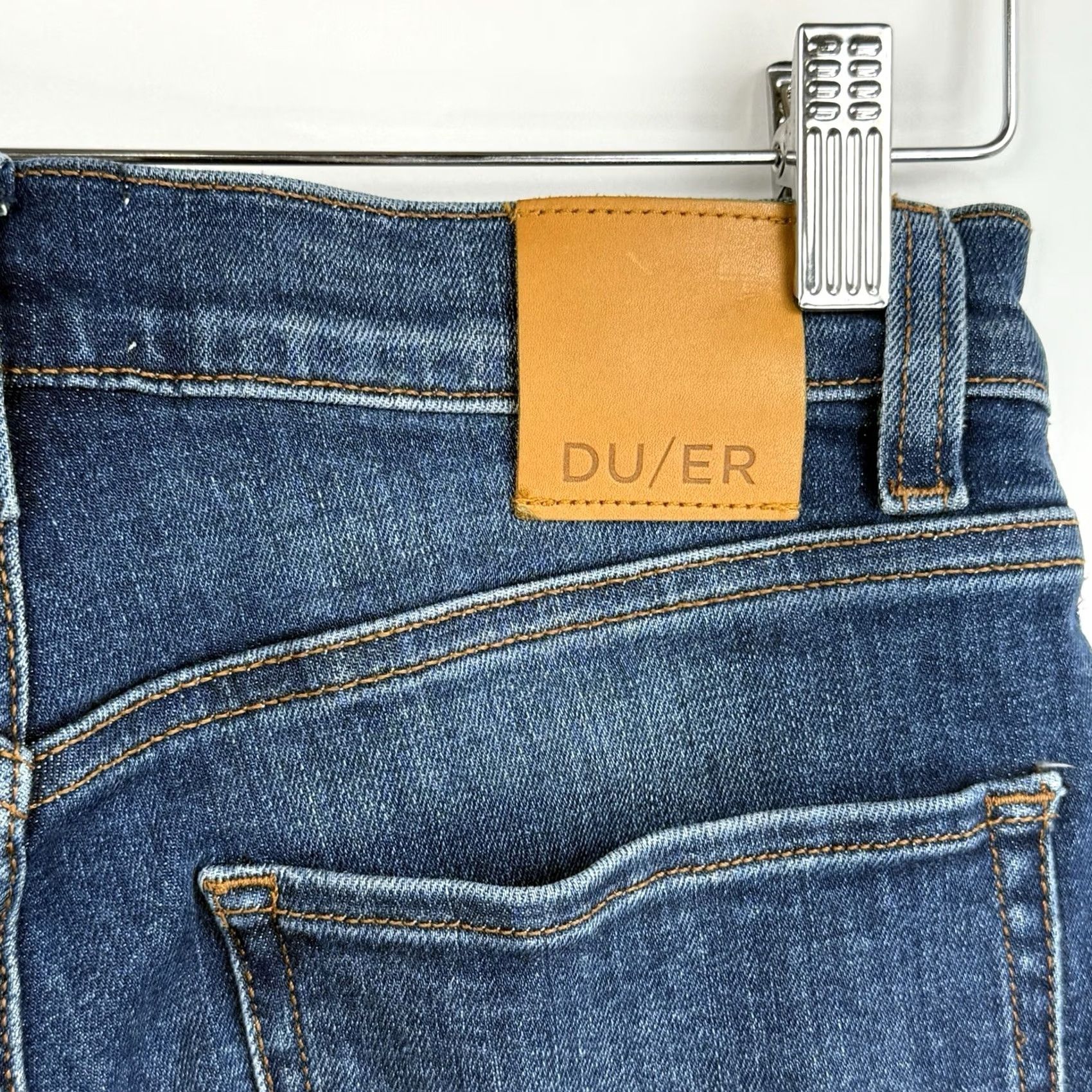 DUER DUER Jeans Womens 28x28 Blue Performance Denim Girlfriend High Rise Straight Regular 28x28 Jeans Mens? No Size 28" / US 6 / IT 42 - 7 Thumbnail