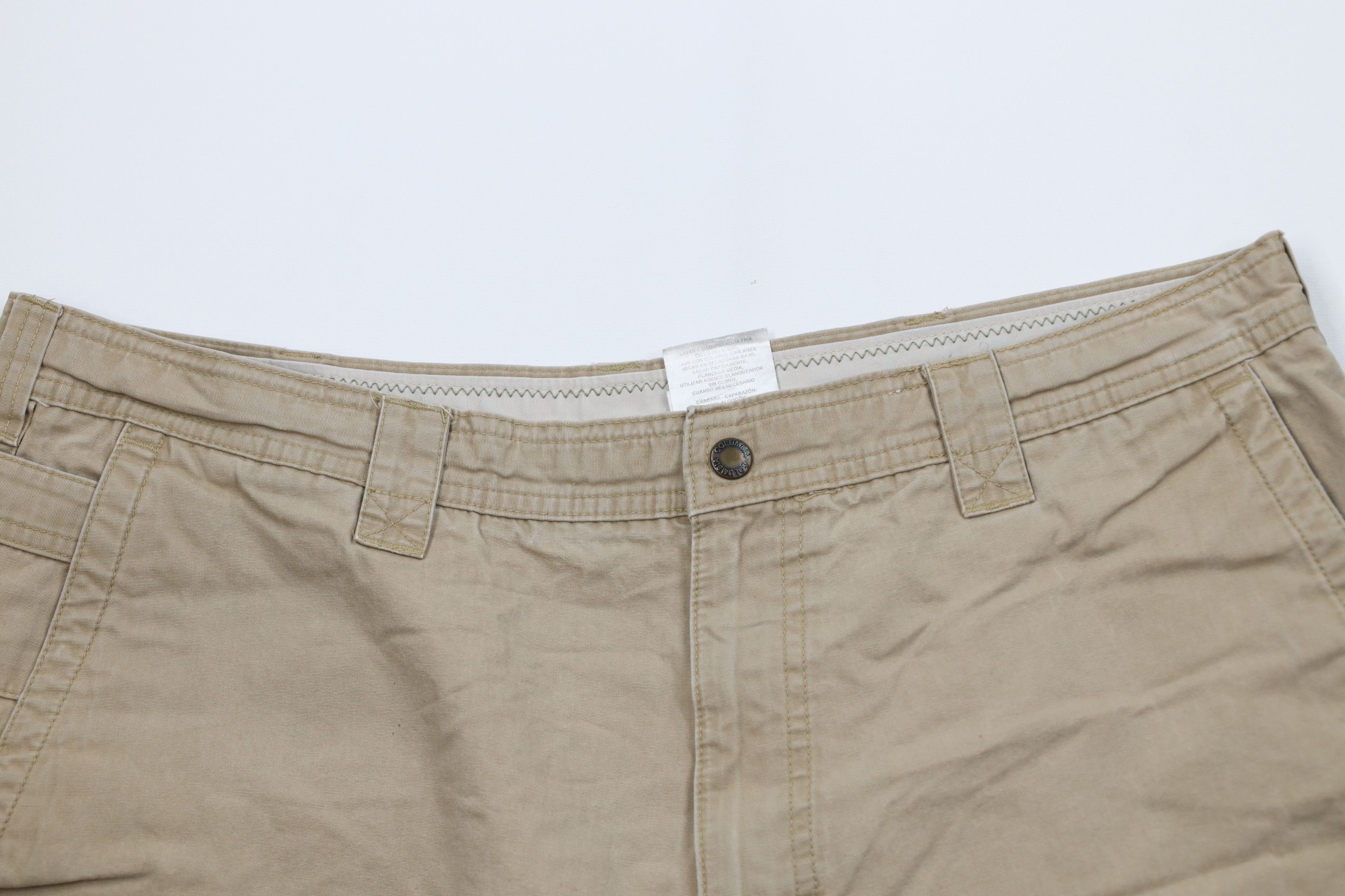 Columbia Vintage Columbia Spell Heavyweight Trekking Shorts Beige Tan Size US 38 / EU 54 - 2 Thumbnail