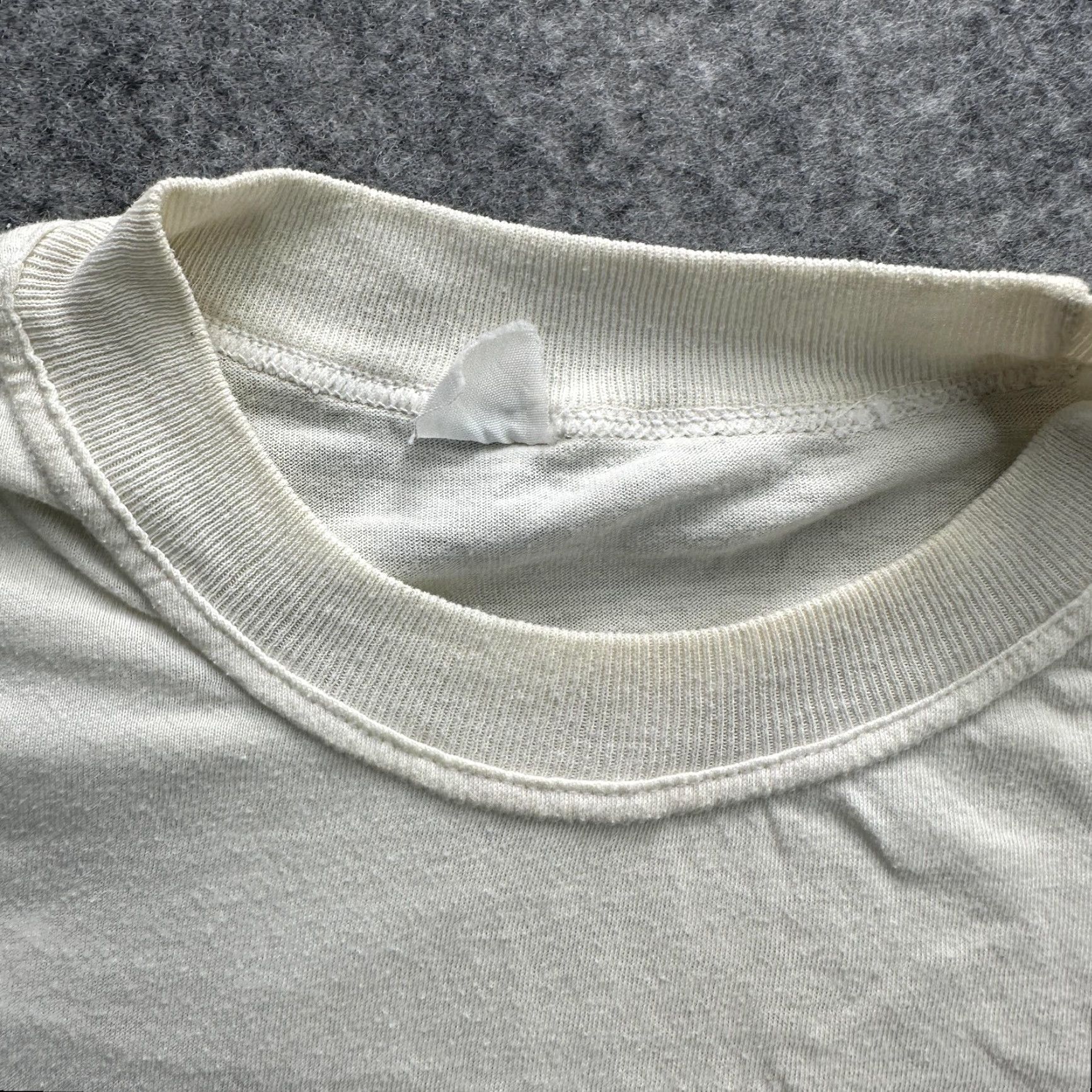 Vintage Vintage Mevaseret Zion T-Shirt Mens Large Cotton White Jewish School Vintage 90s School Memorabilia Size US L / EU 52-54 / 3 - 6 Thumbnail