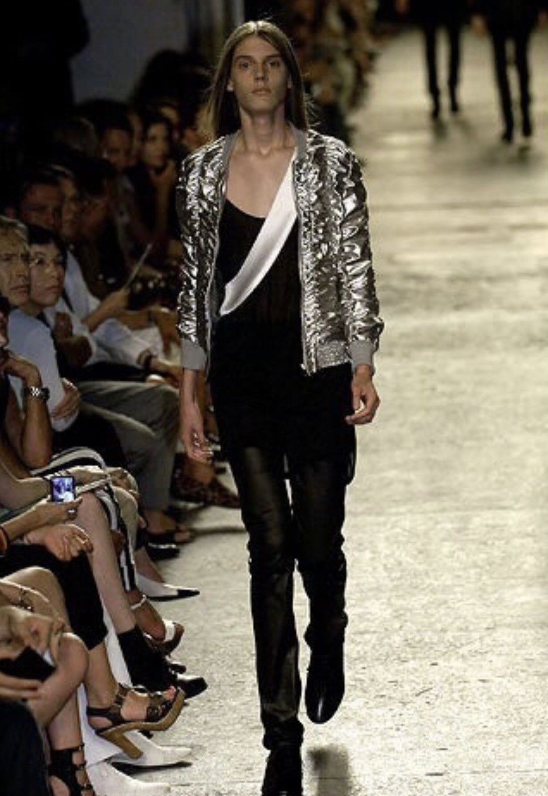 Dior Dior 07Ss Show Style Laser Silver Enamel Pleated Thin Jacket Size US S / EU 44-46 / 1 - 20 Thumbnail