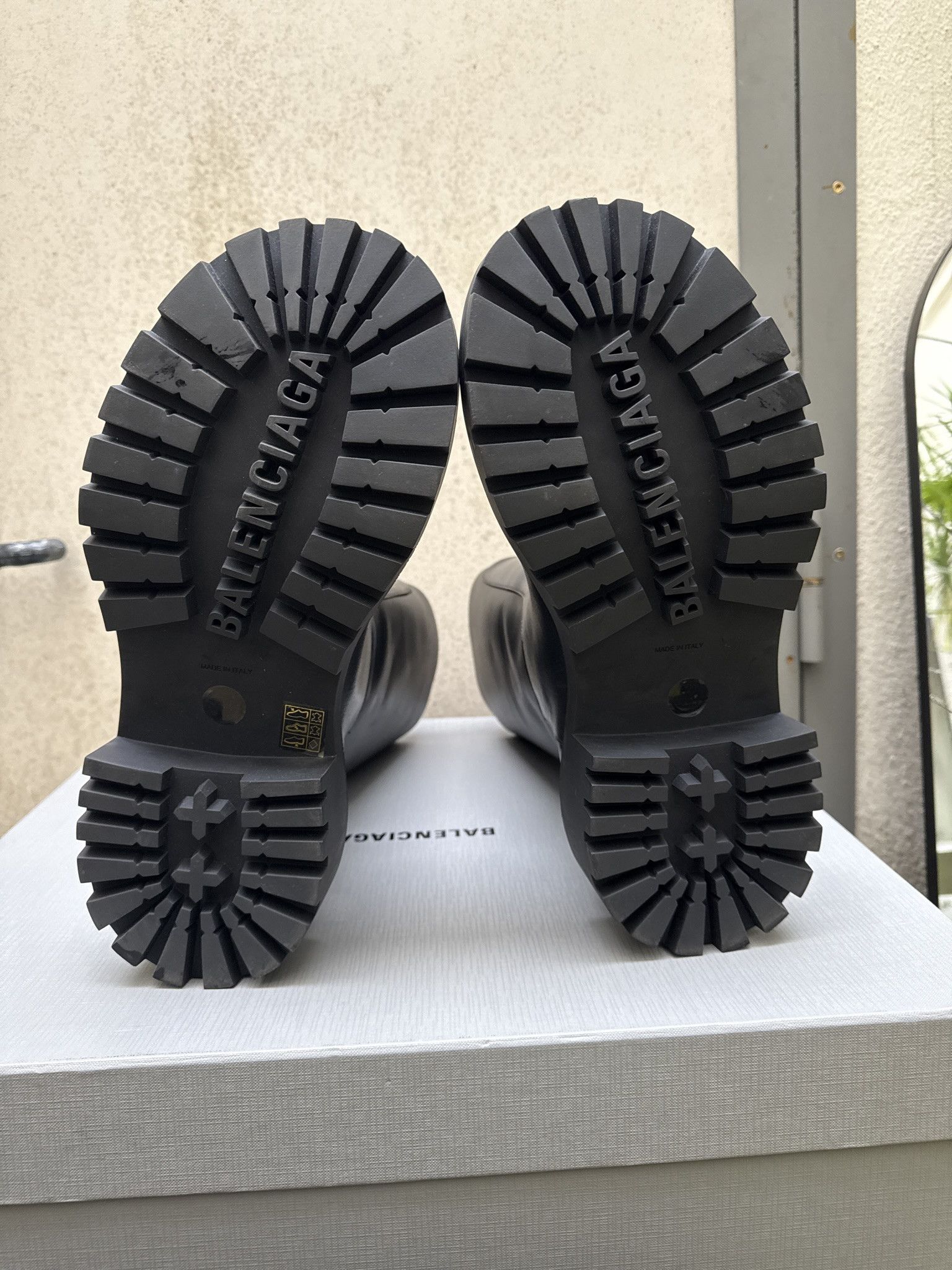 Balenciaga Balenciaga Hummer boots 44 Size US 10 / EU 43 - 14 Thumbnail